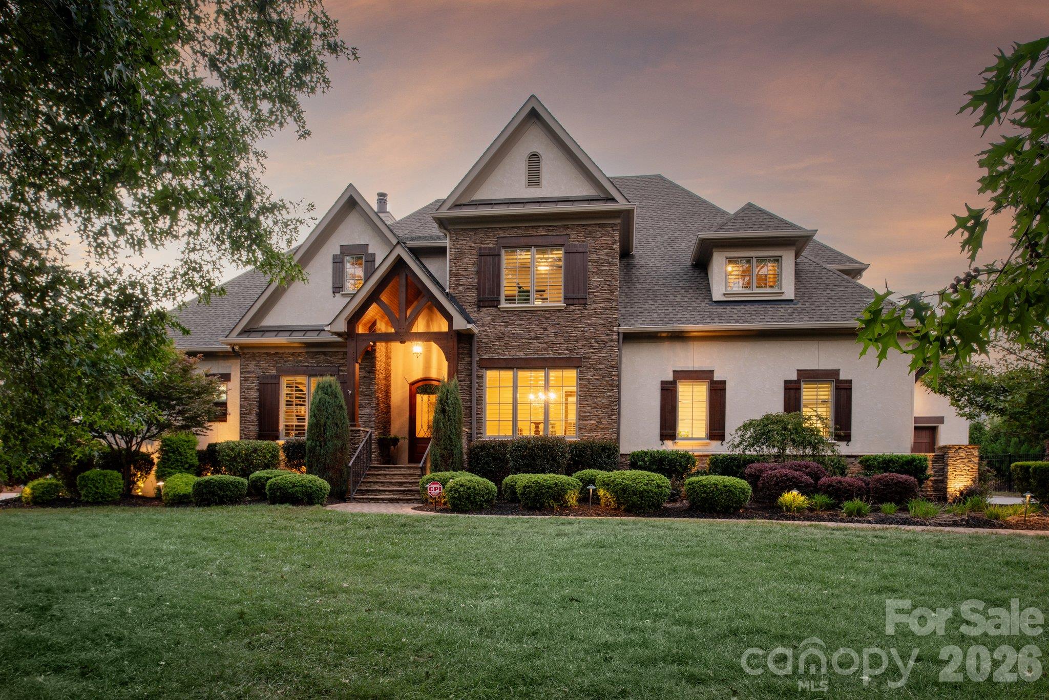 7805 Clovervale Drive Waxhaw Nc Us 28173 Car4436372