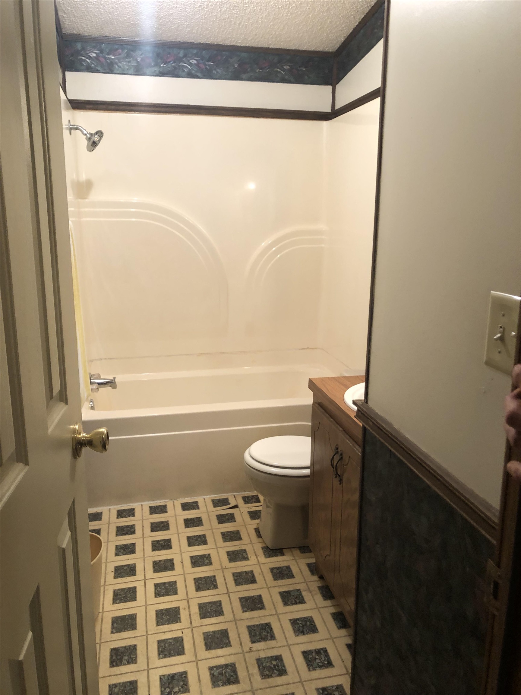 258 WHIPPOORWILL CIR