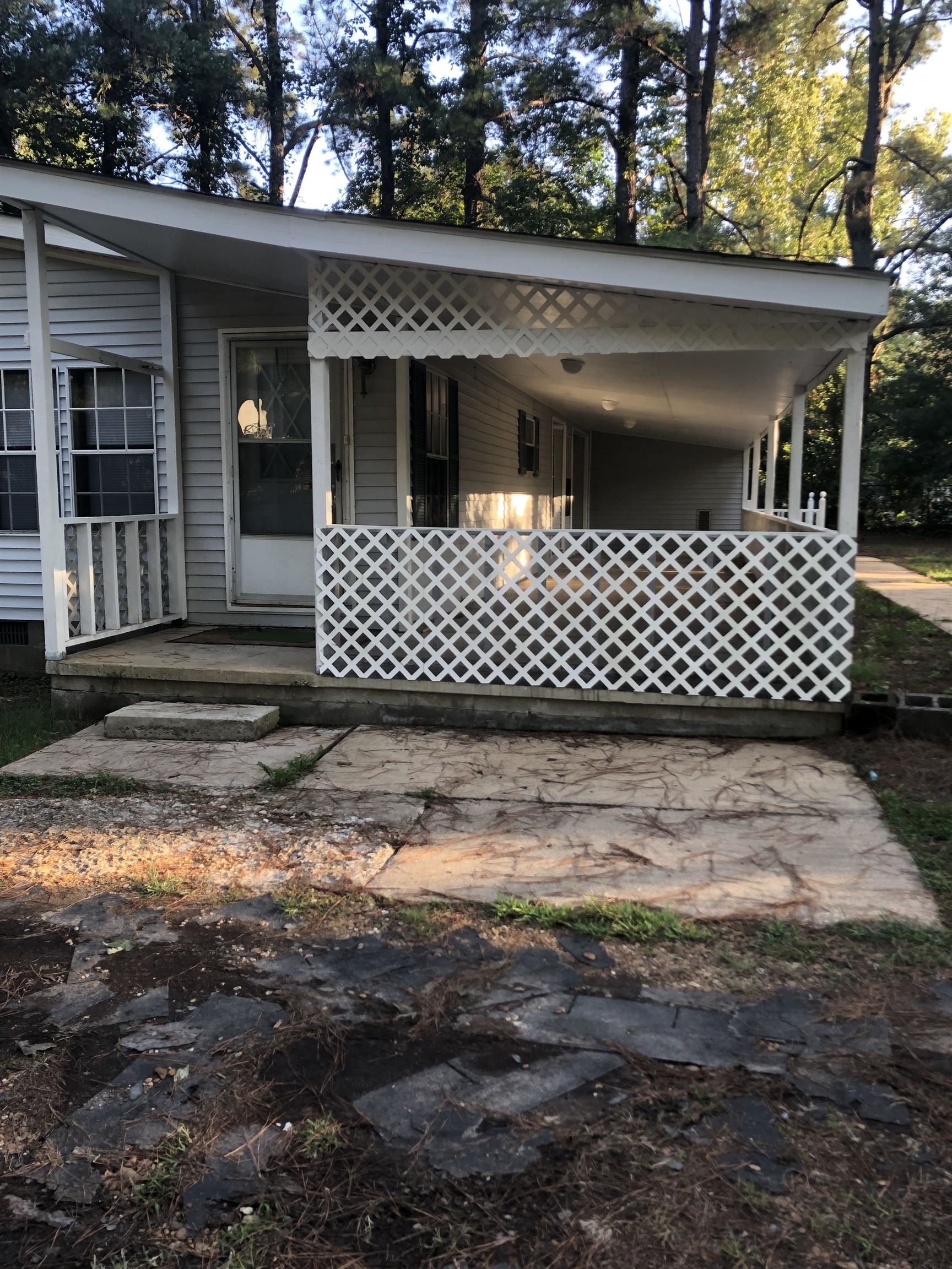 258 WHIPPOORWILL CIR