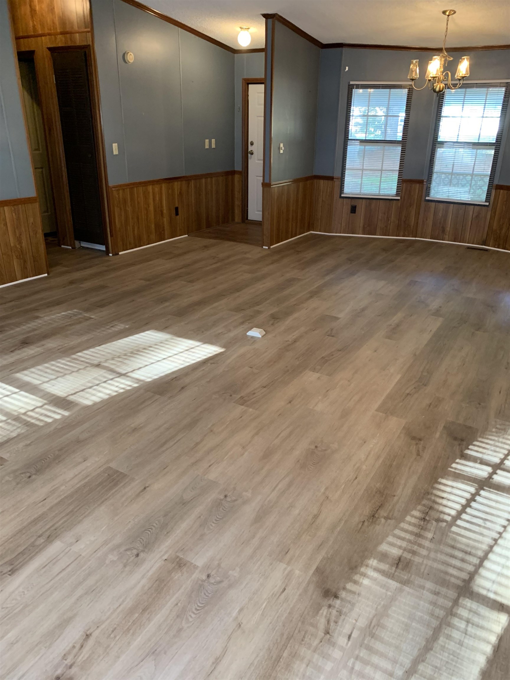 258 WHIPPOORWILL CIR
