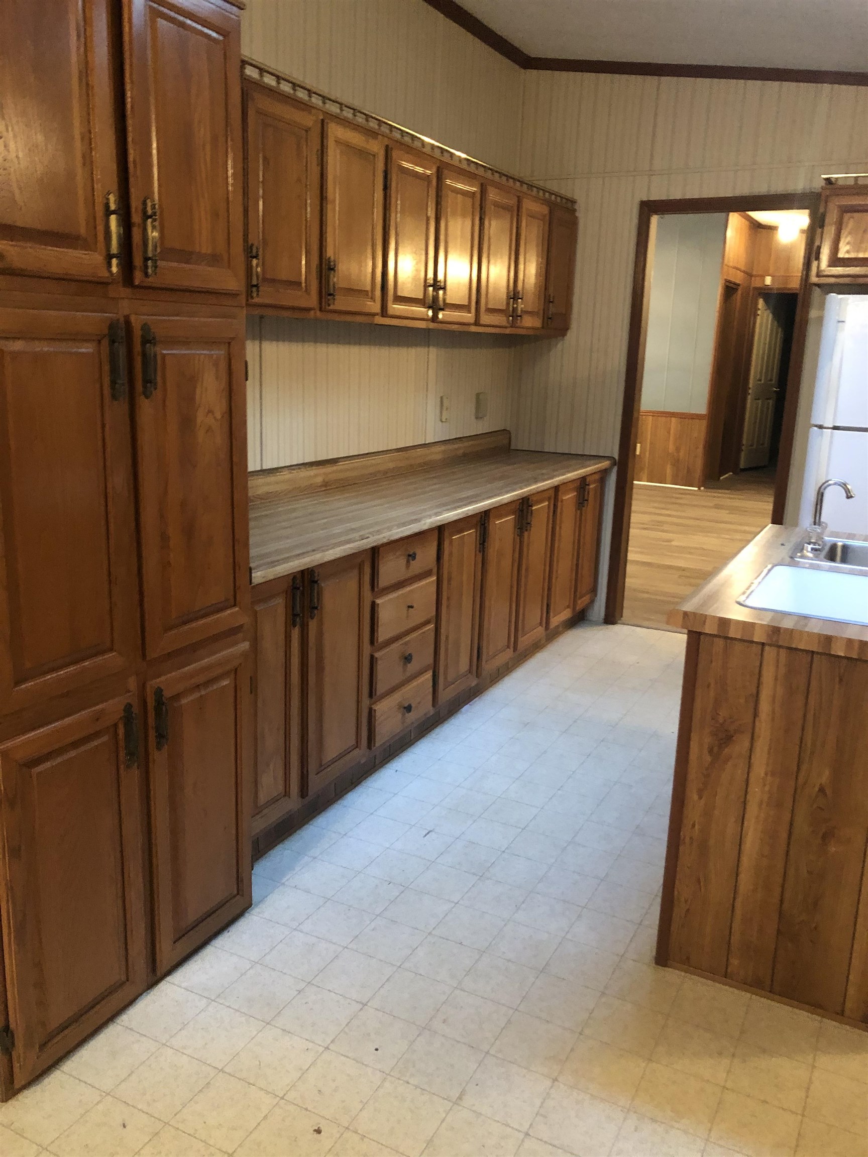 258 WHIPPOORWILL CIR
