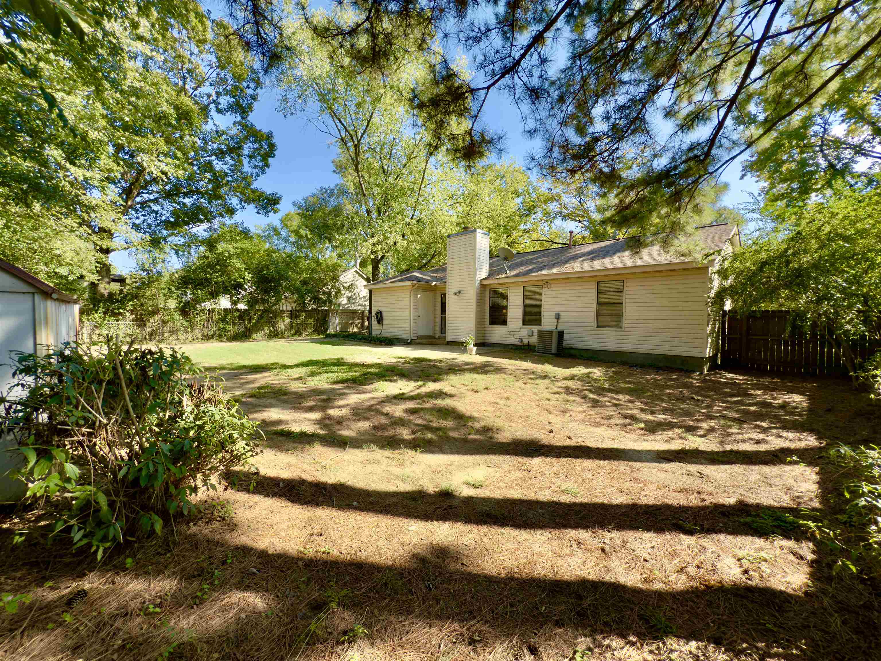 382 BOULDINCREST AVE