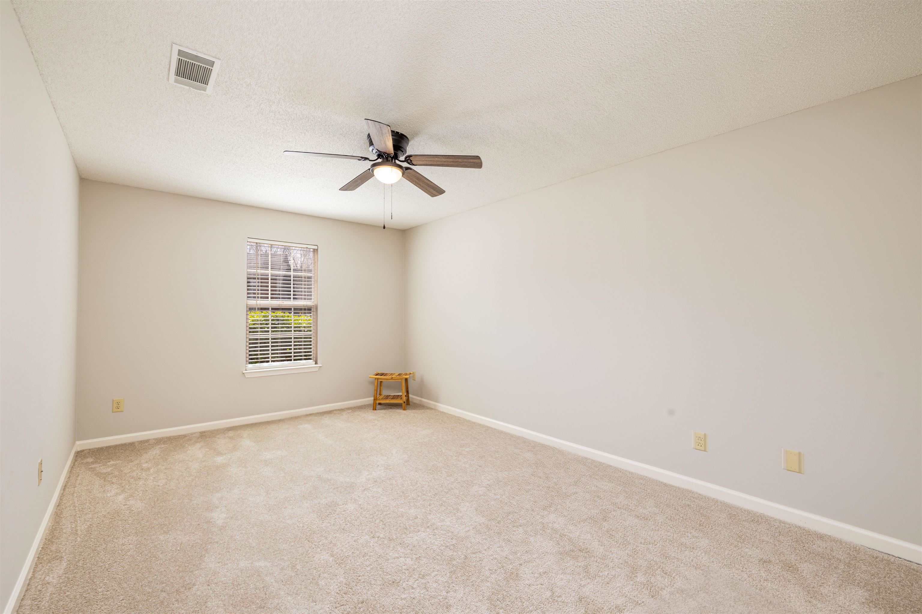 7502 BURNSTOWN CV