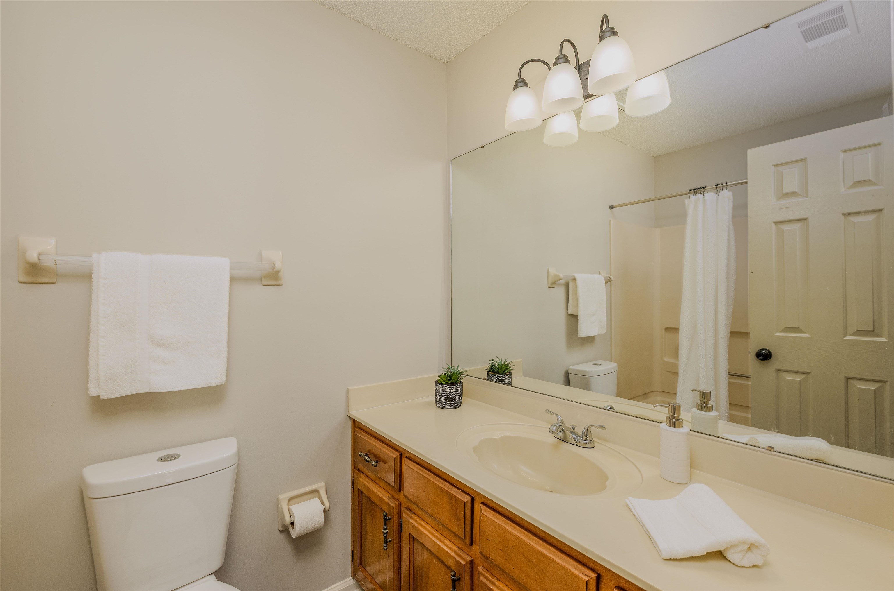 7502 BURNSTOWN CV