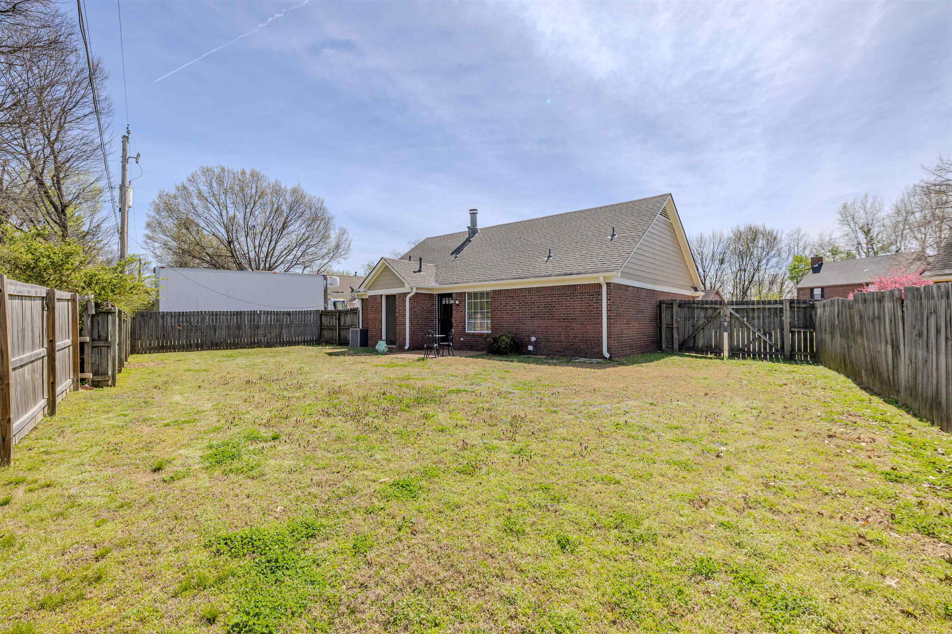 7502 BURNSTOWN CV
