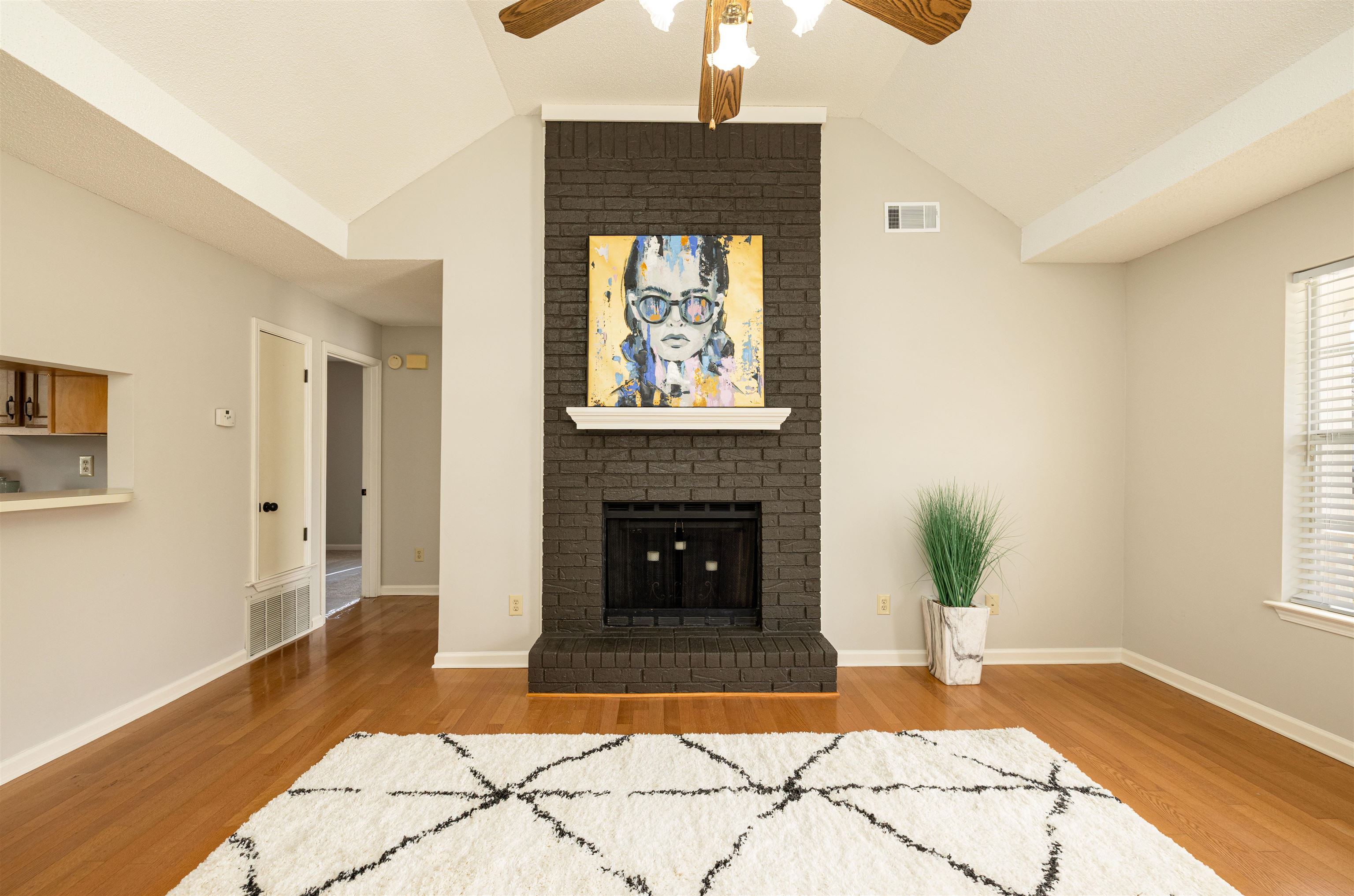 7502 BURNSTOWN CV