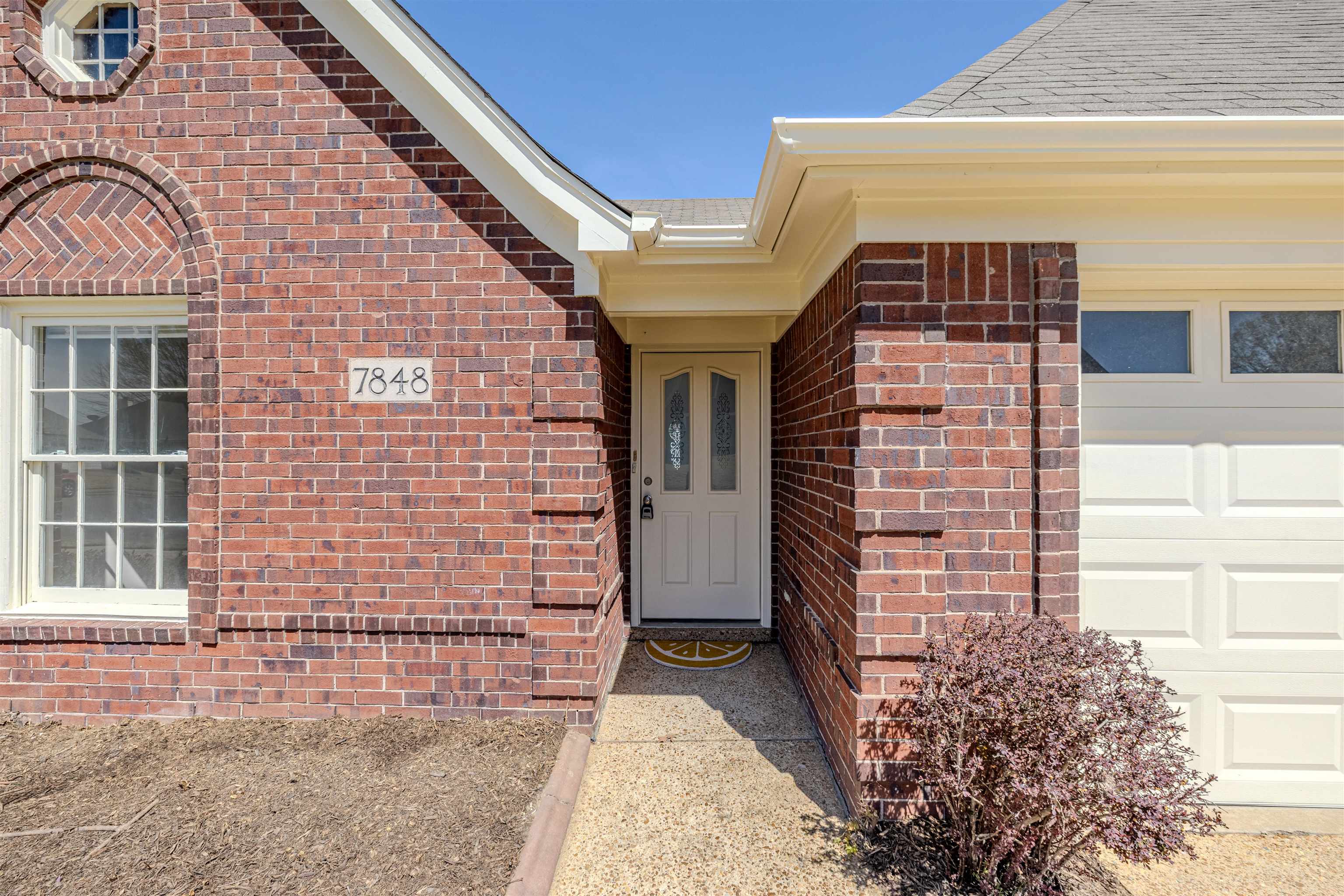 7848 WENTWORTH DR