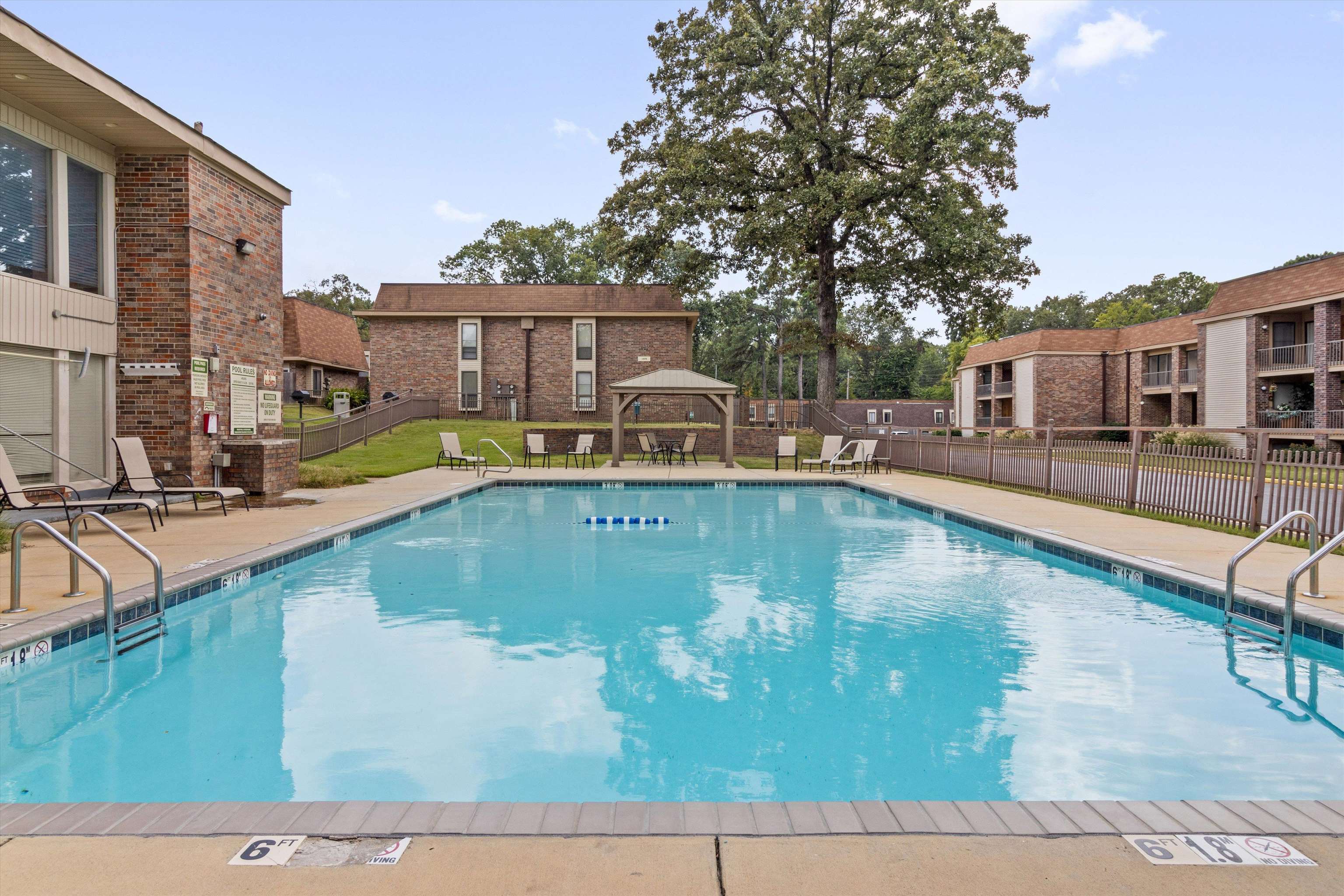 6578 S POPLAR WOODS CIR S Unit: 1