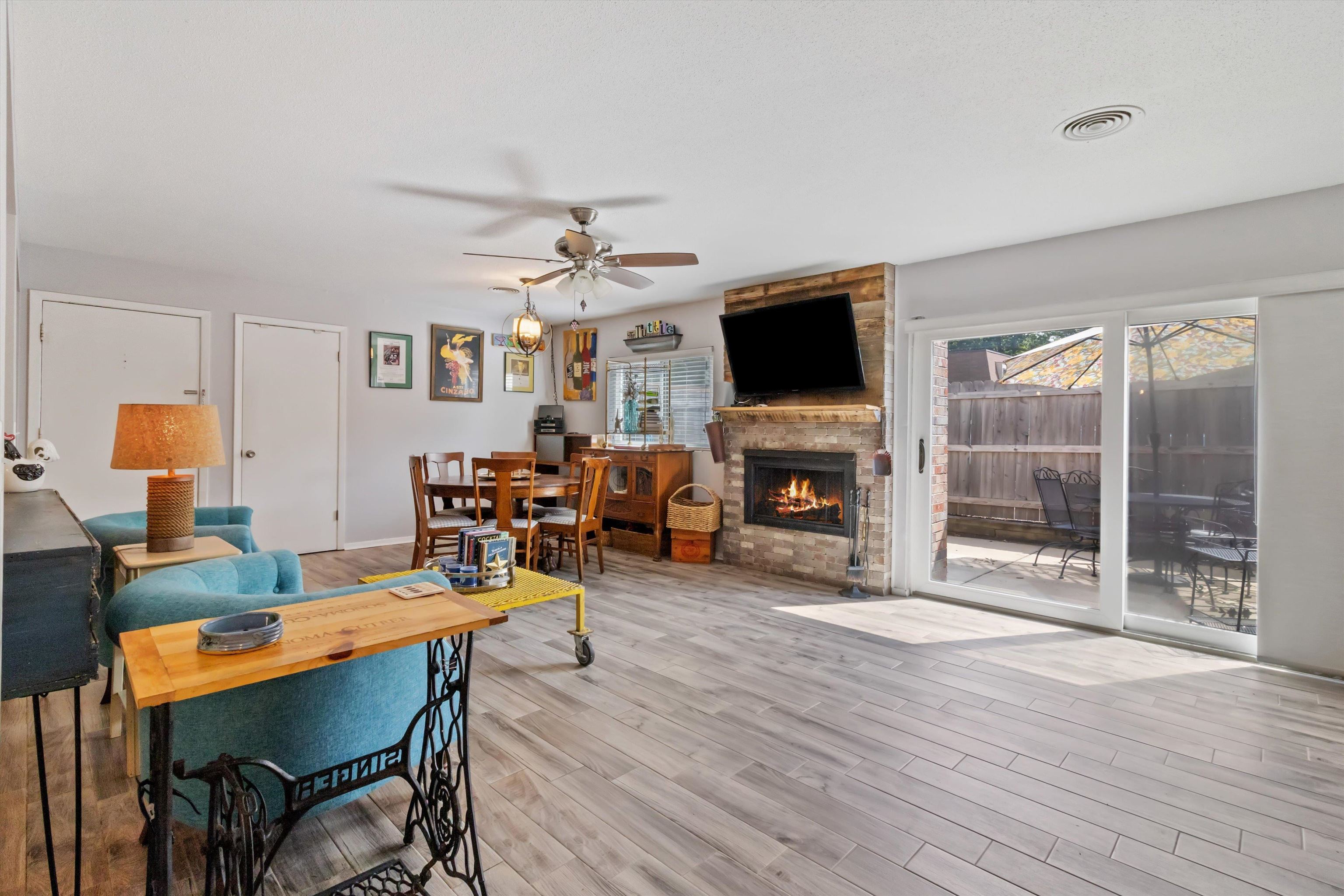 6578 S POPLAR WOODS CIR S Unit: 1