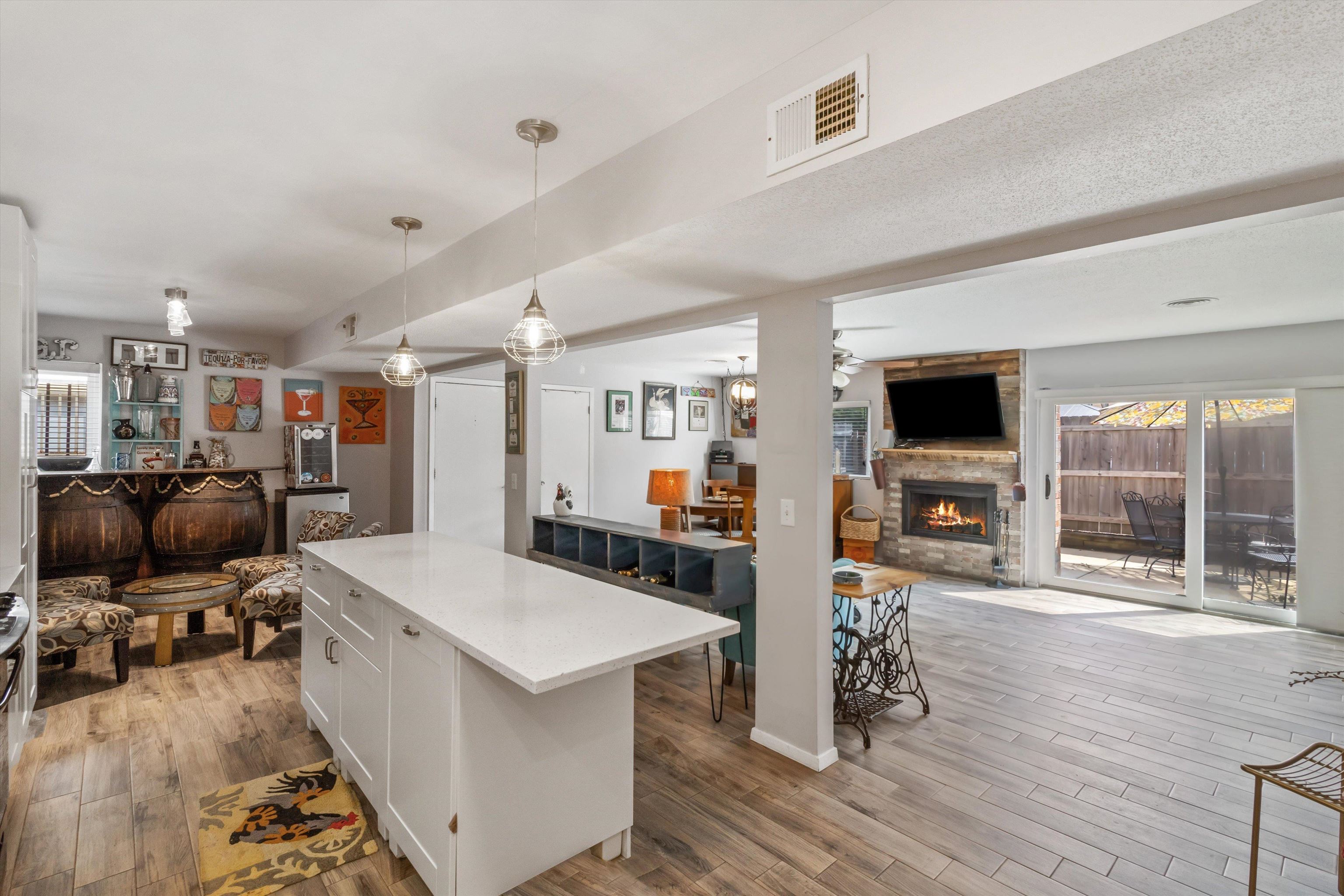 6578 S POPLAR WOODS CIR S Unit: 1