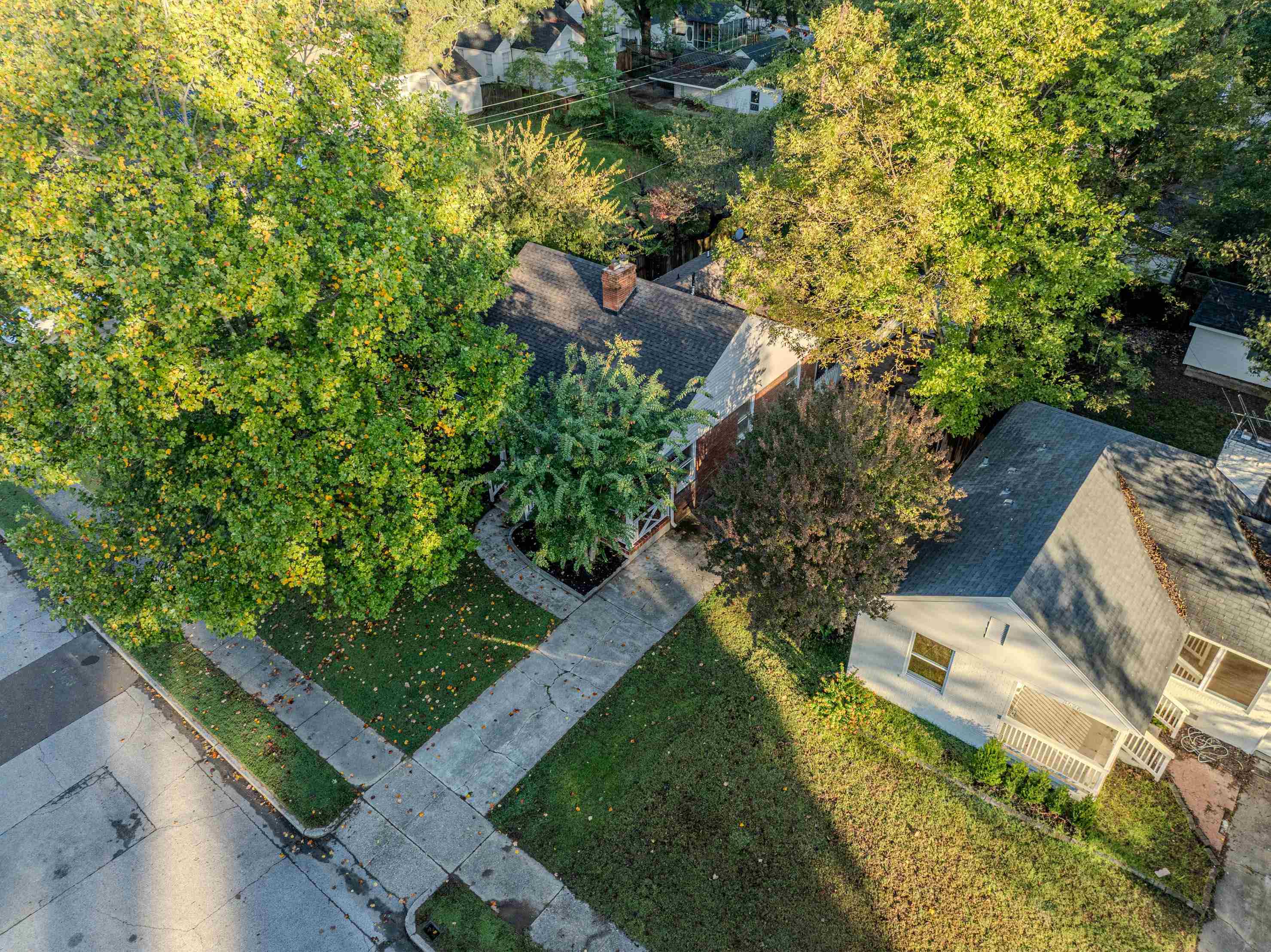 3520 KENWOOD AVE
