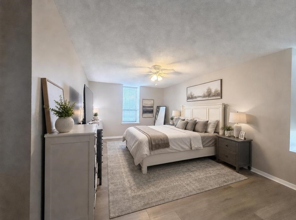 1860 W POPLAR WOODS CIR W Unit: 3