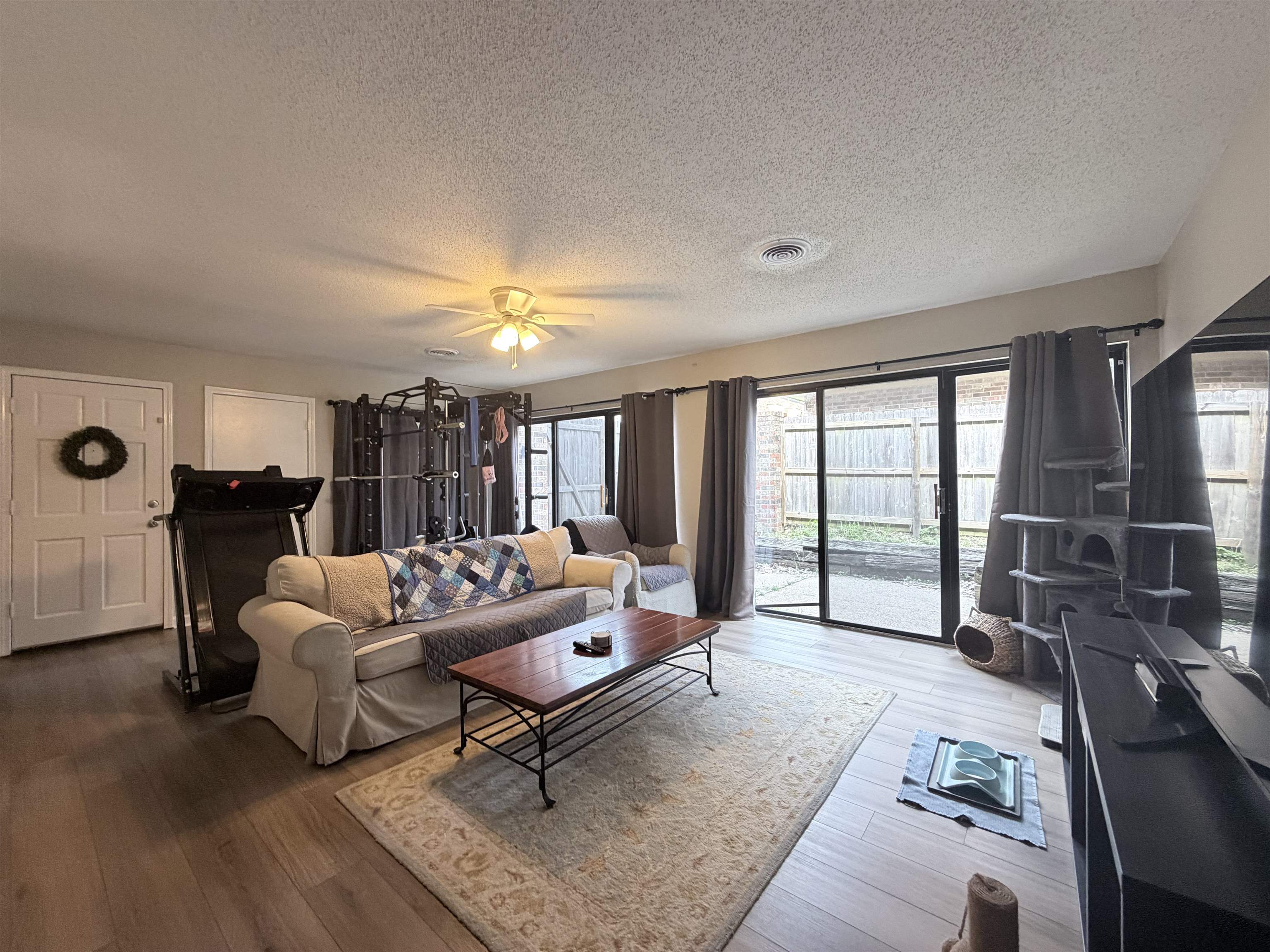 1860 W POPLAR WOODS CIR W Unit: 3