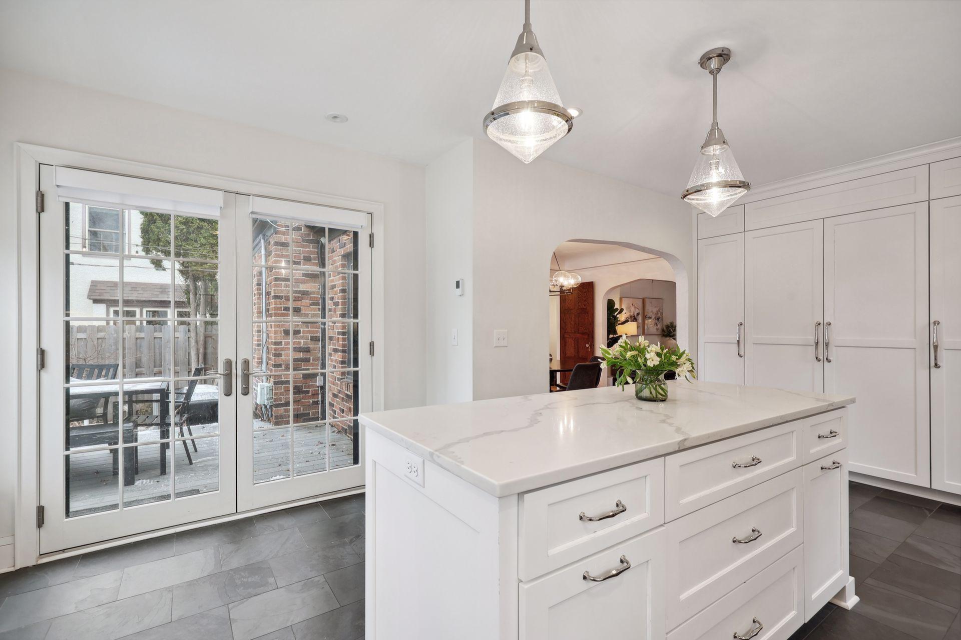 3440 Edmund Boulevard