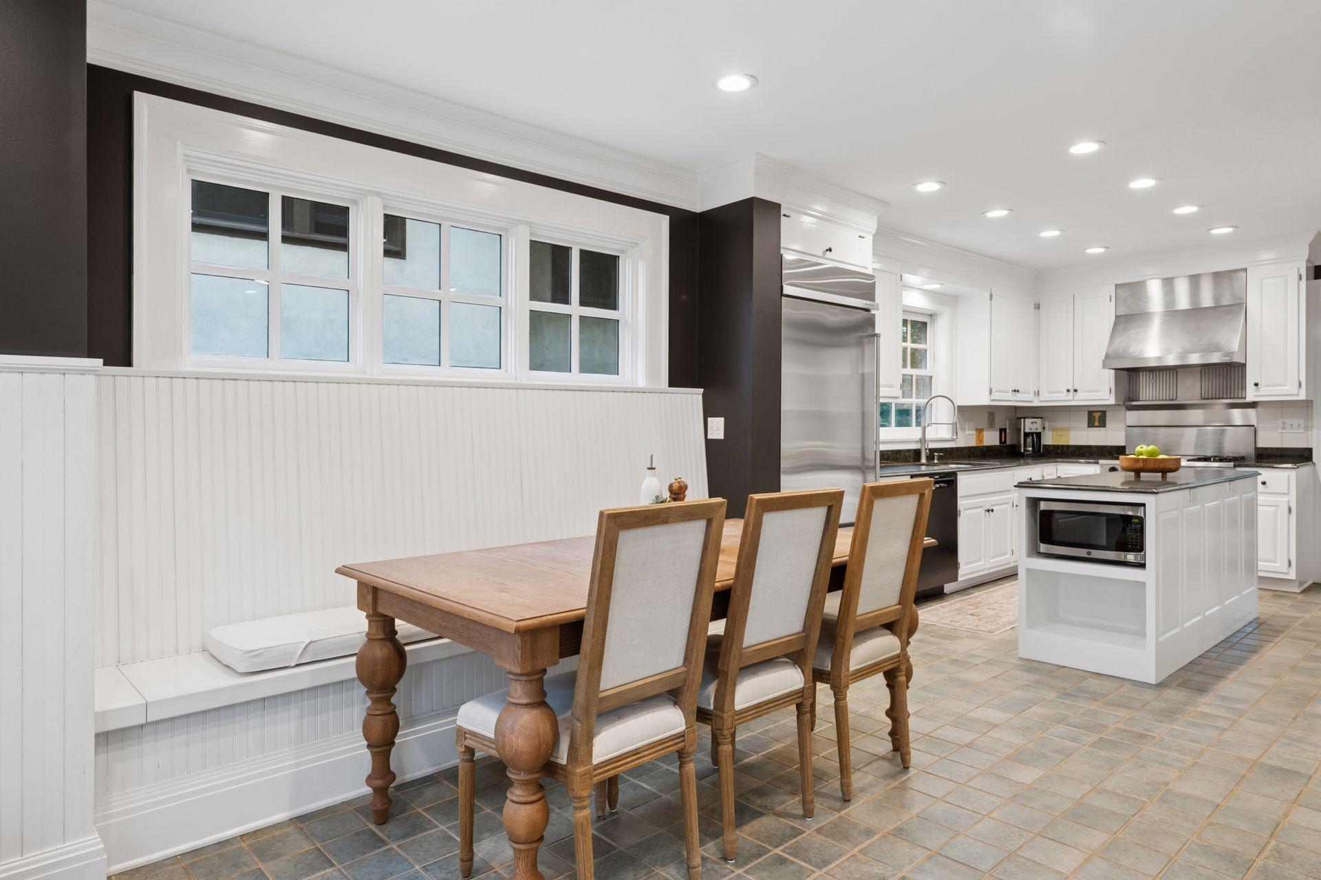 2322 Oliver Avenue S