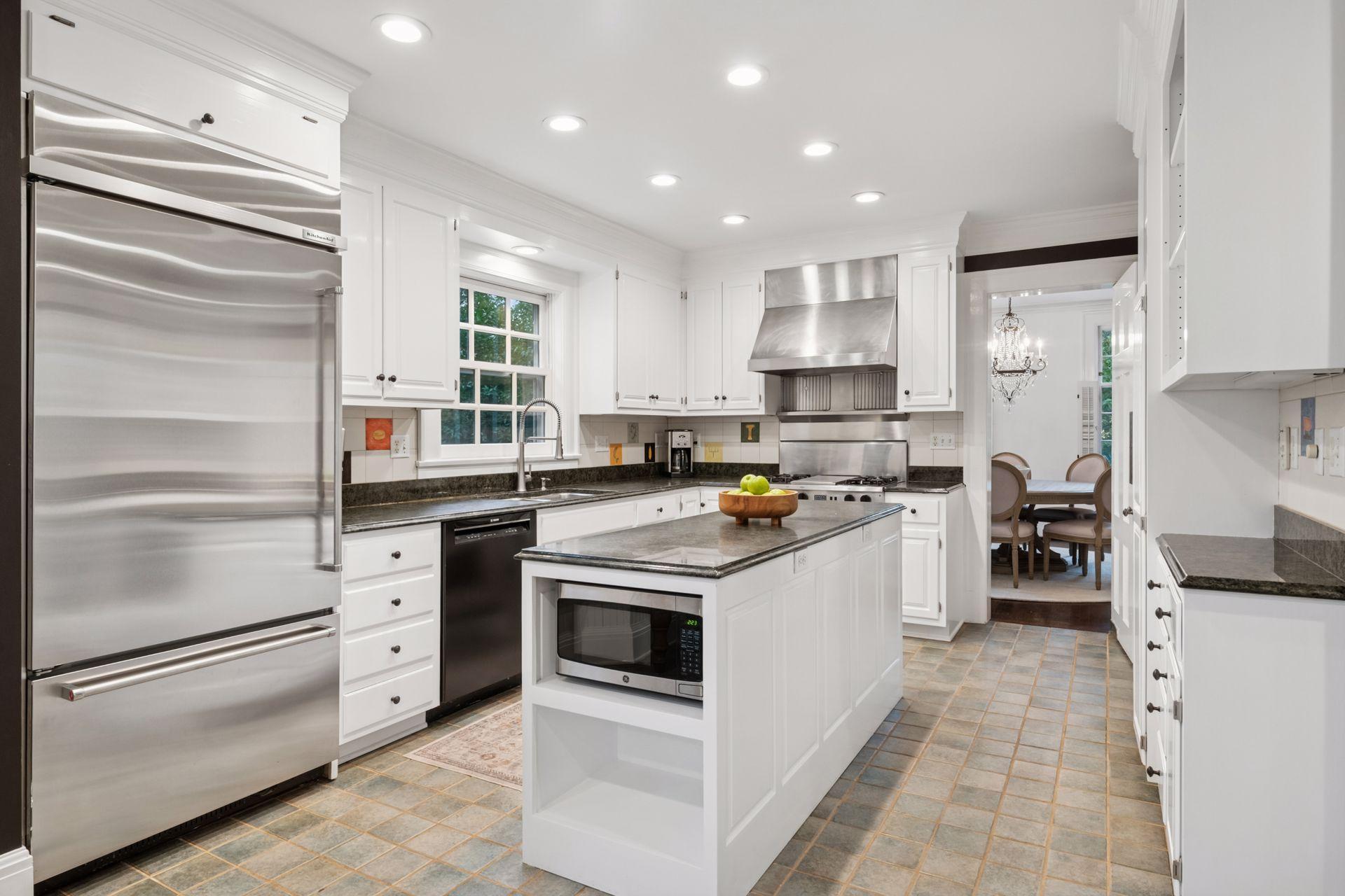 2322 Oliver Avenue S