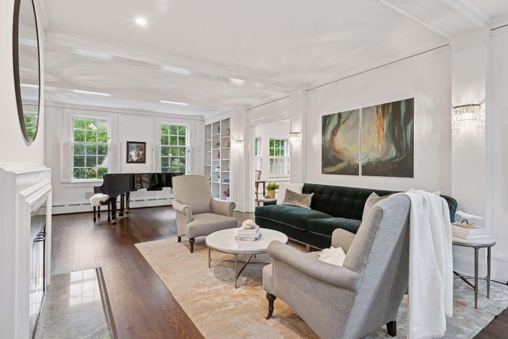 2322 Oliver Avenue S