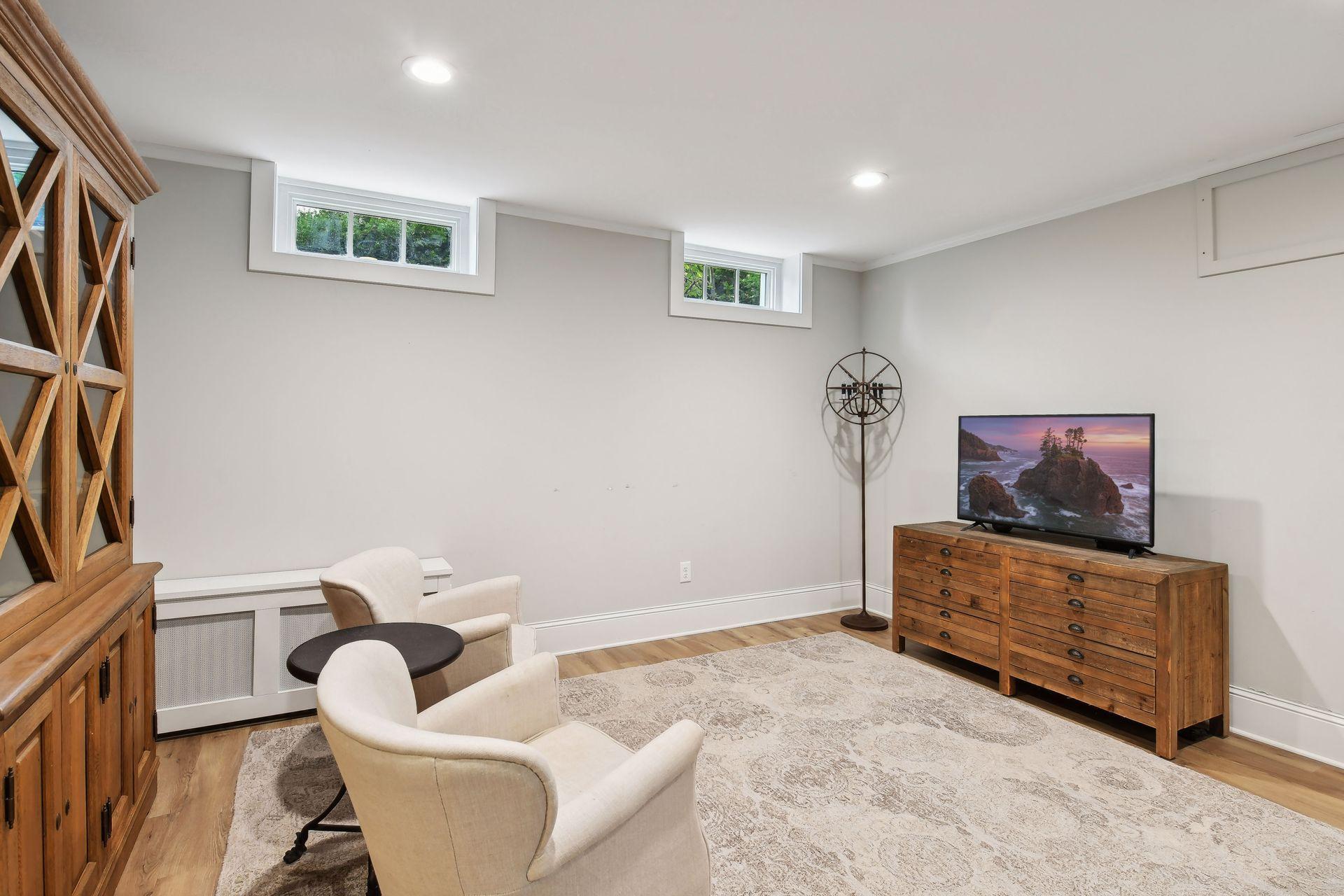 2322 Oliver Avenue S