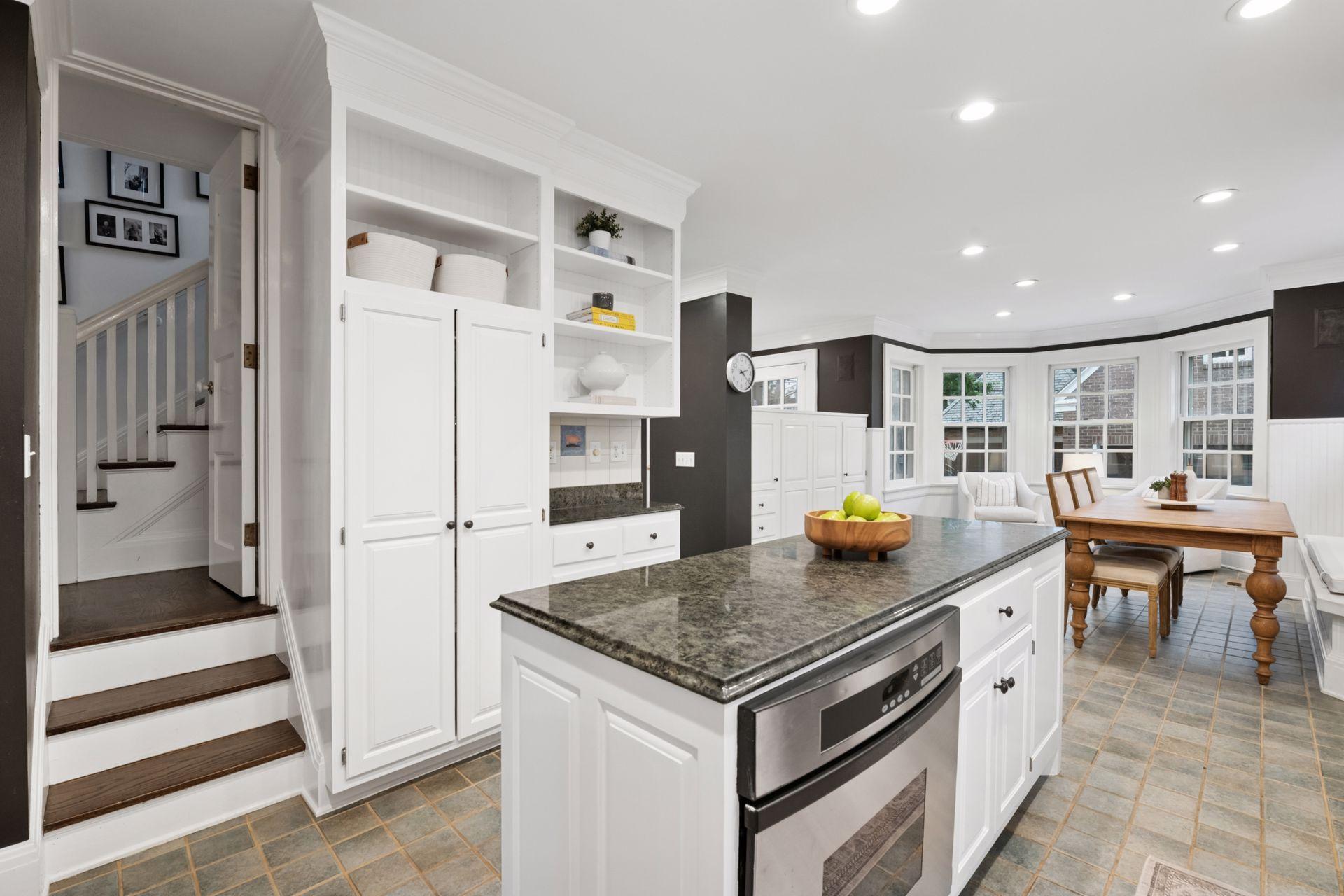 2322 Oliver Avenue S