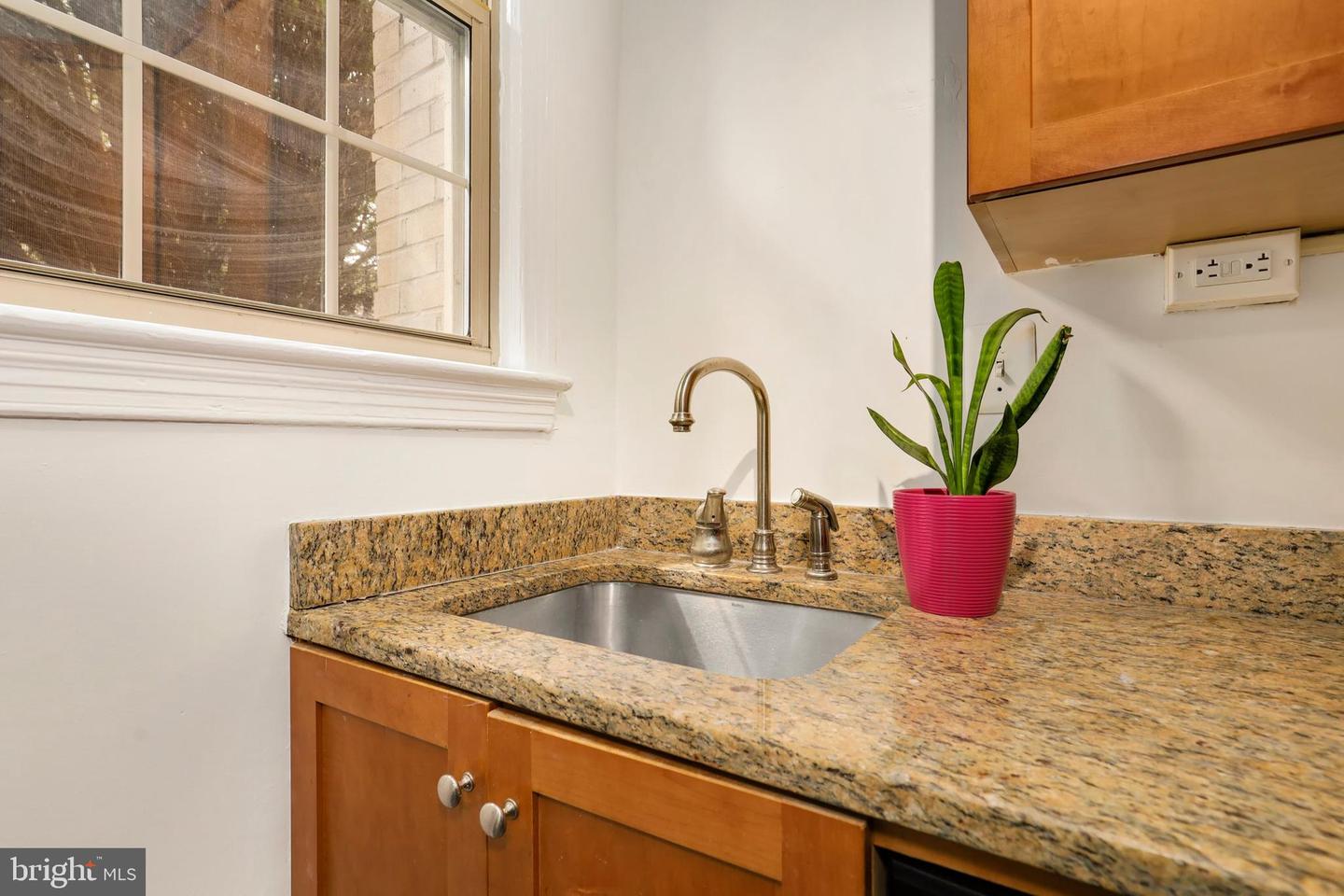 1439 Euclid Street NW Unit: 1