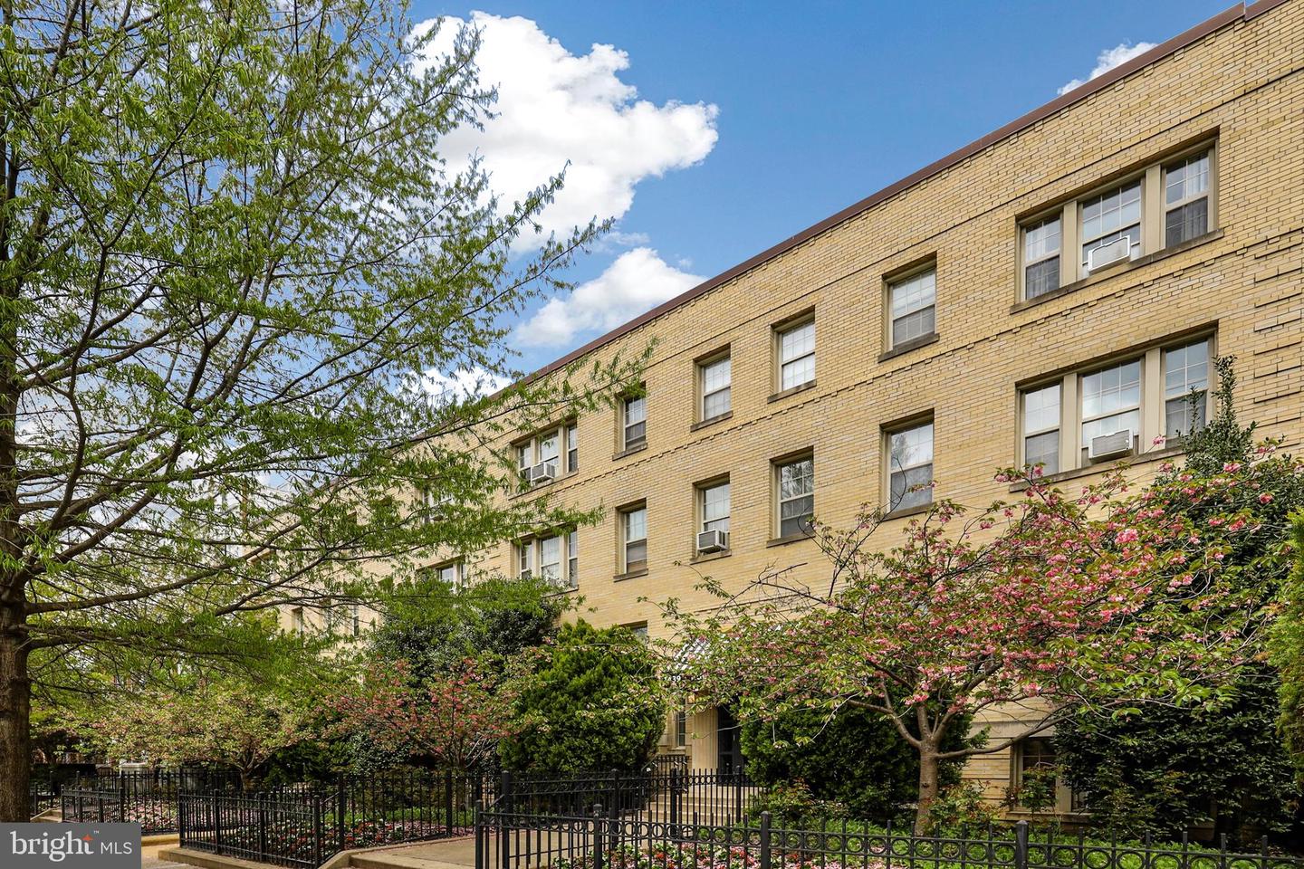 1439 Euclid Street NW Unit: 1