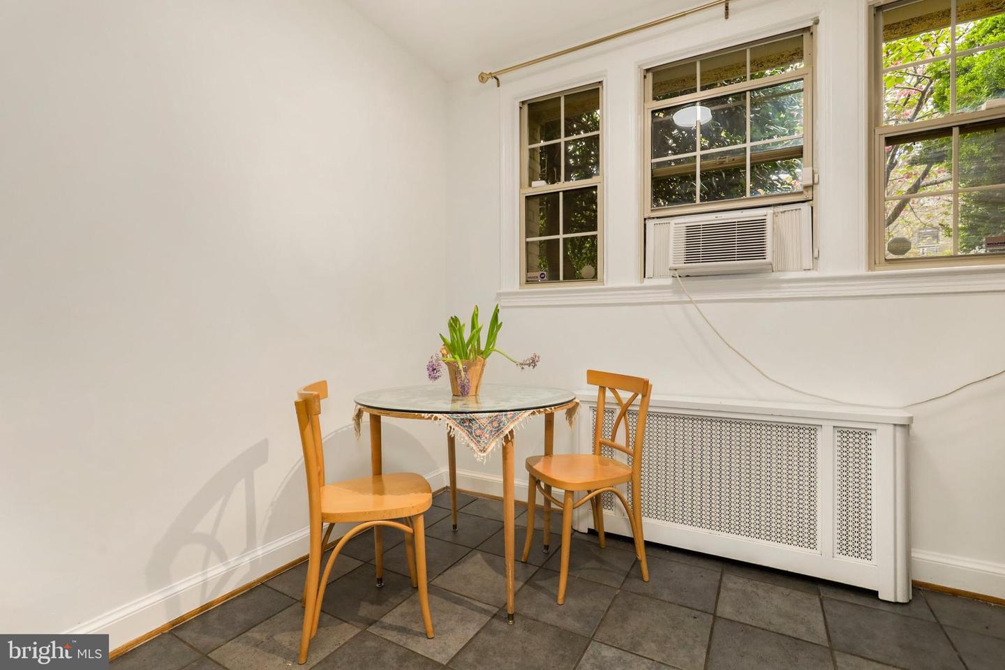 1439 Euclid Street NW Unit: 1