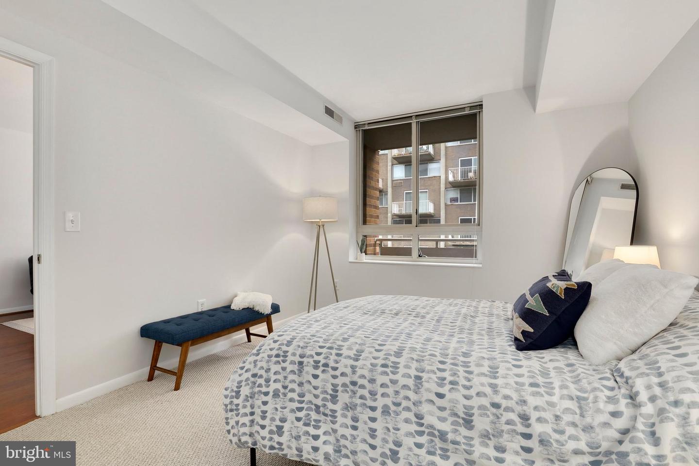 355 I Street SW Unit: S318