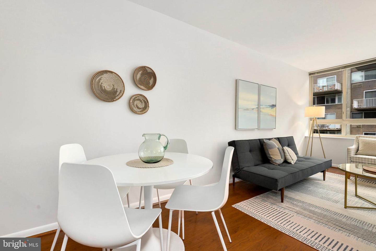 355 I Street SW Unit: S318