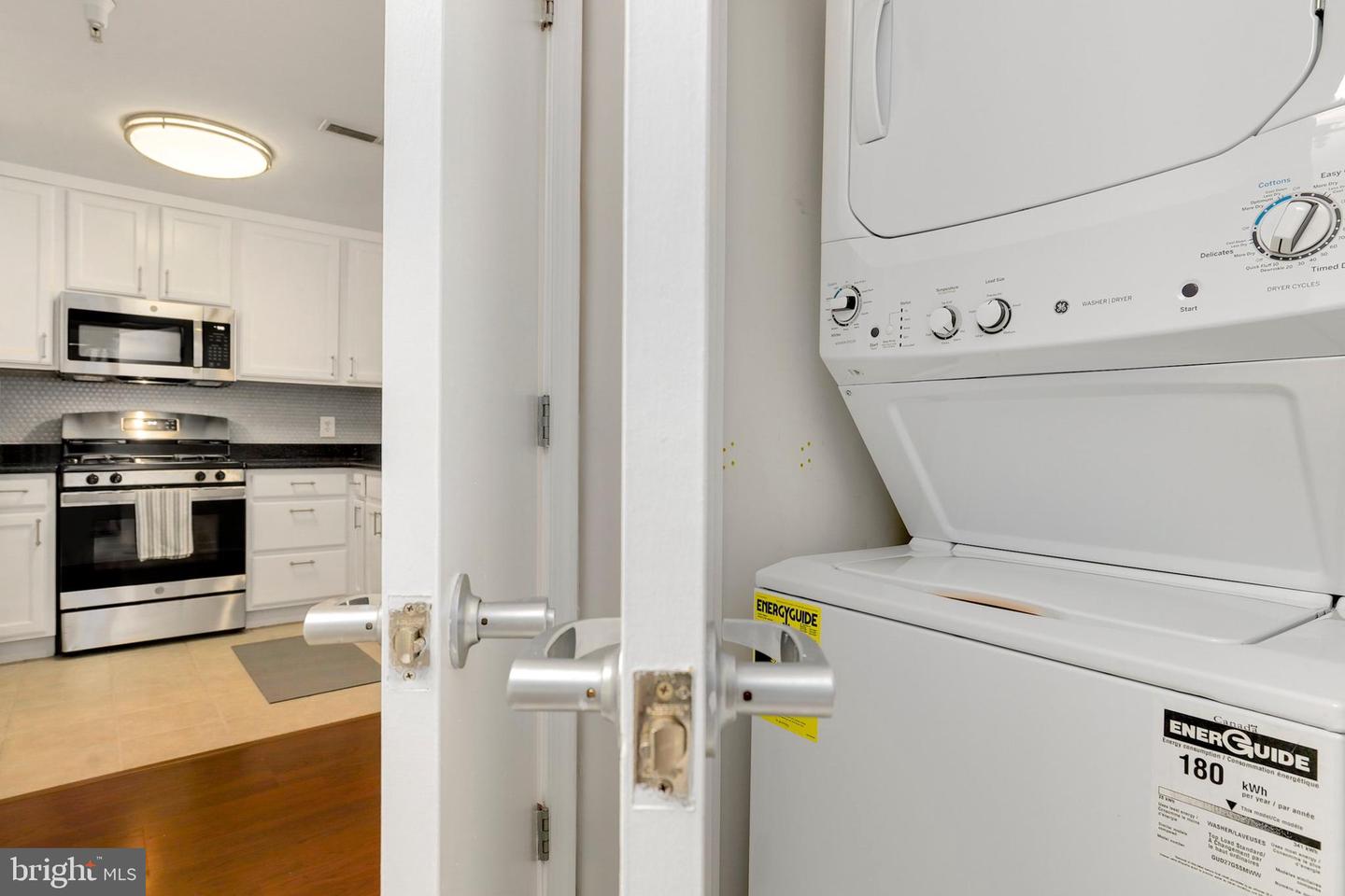 355 I Street SW Unit: S318