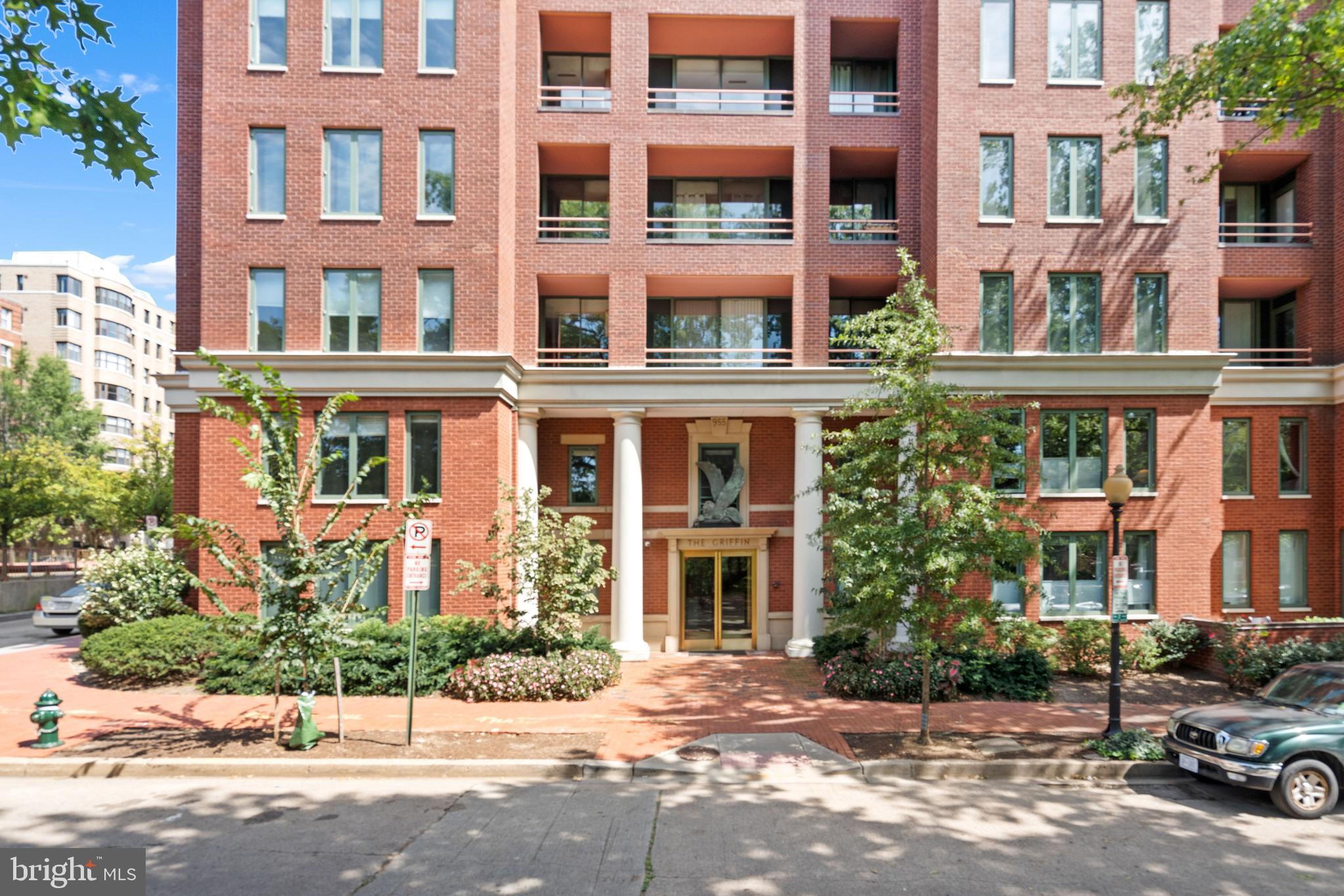 955 26th Street NW Unit: 109