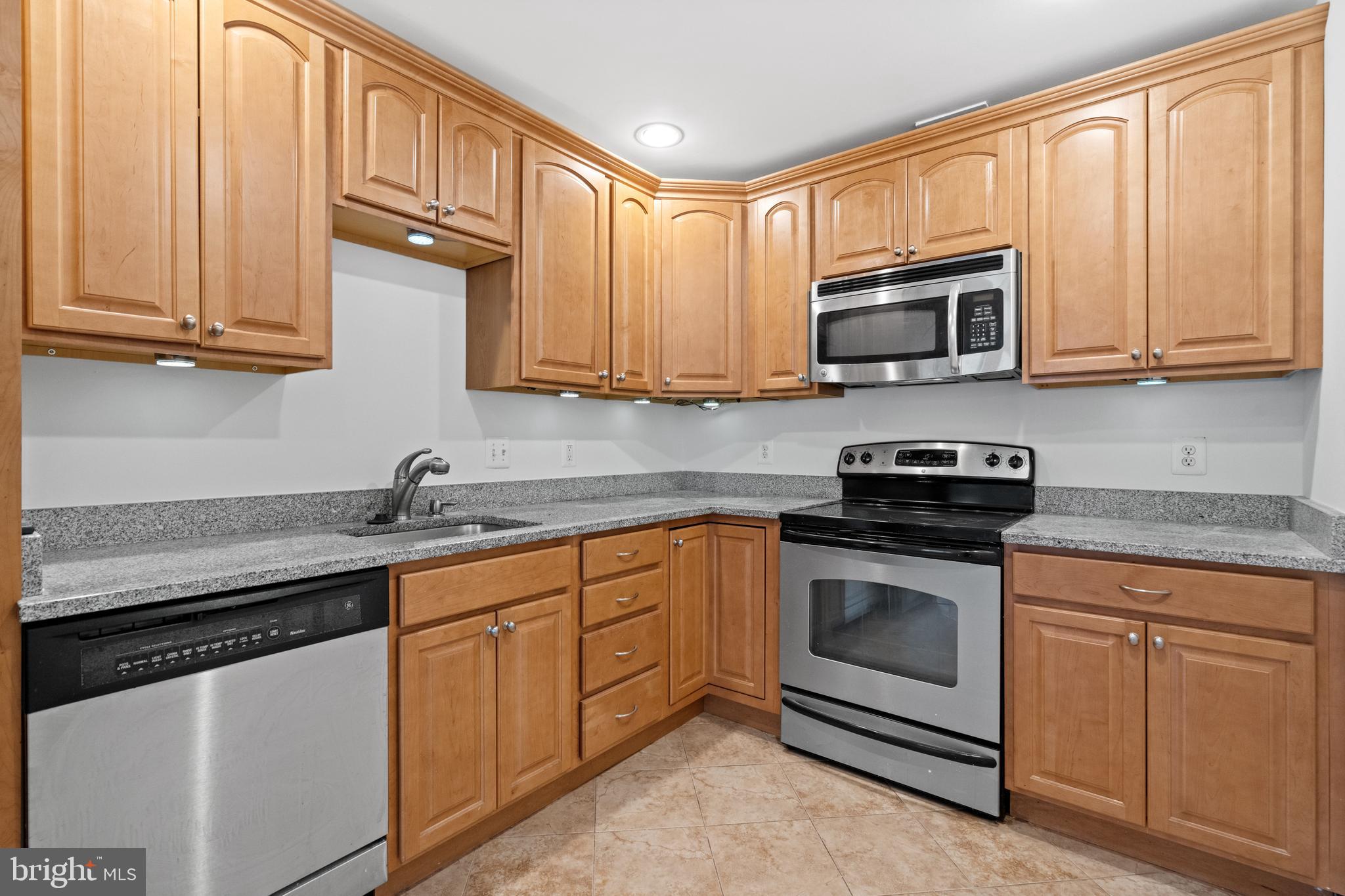 955 26th Street NW Unit: 109