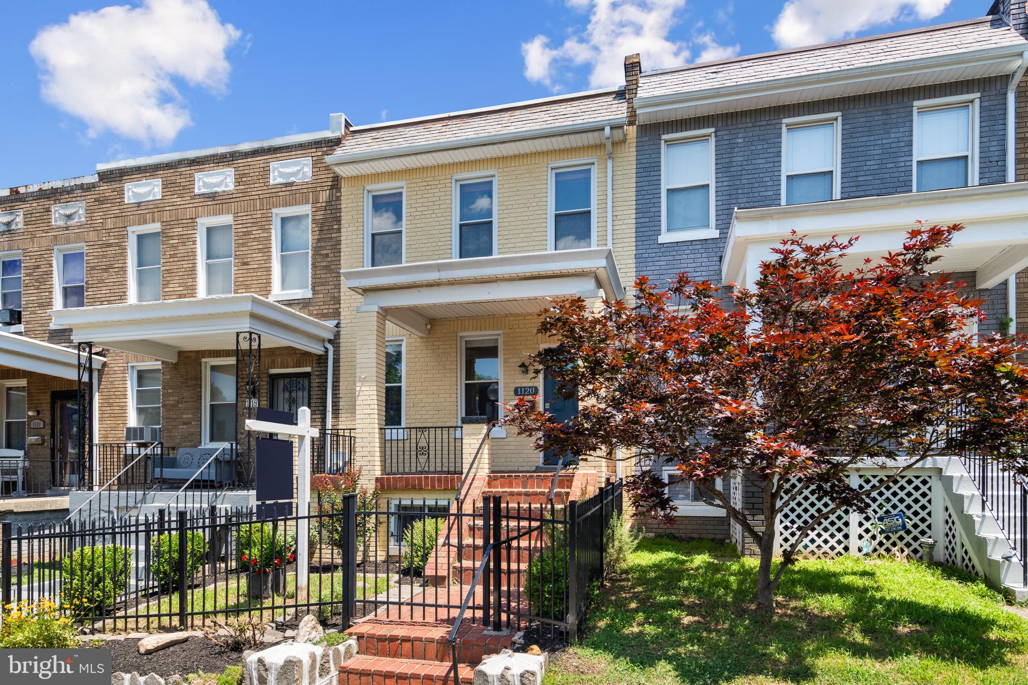 1120 Oates St NE