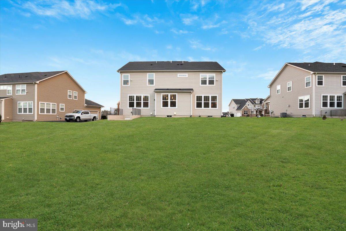23823 Grayhaven Pl