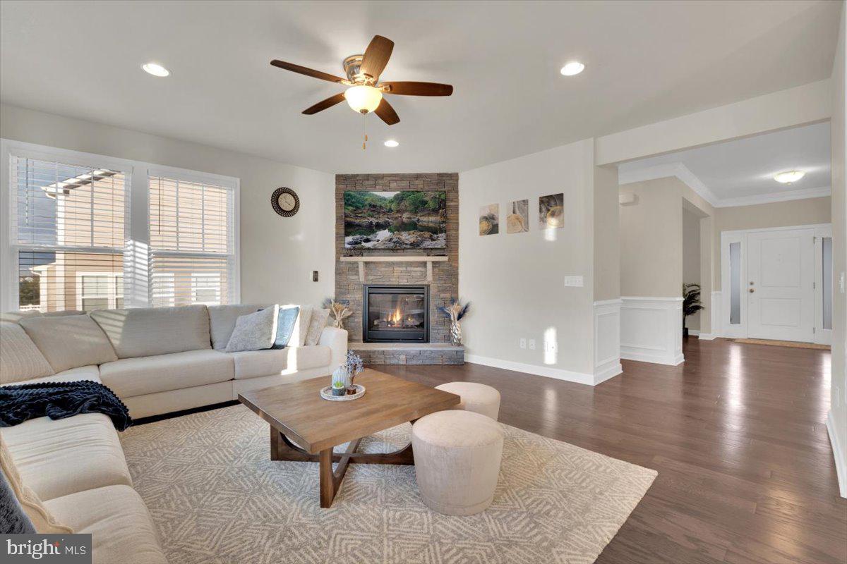 23823 Grayhaven Pl