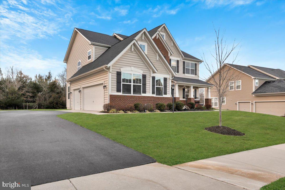 23823 Grayhaven Pl