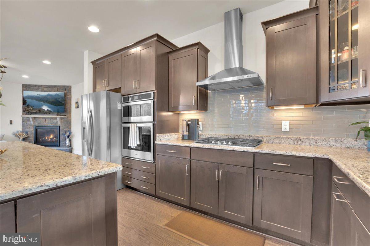 23823 Grayhaven Pl