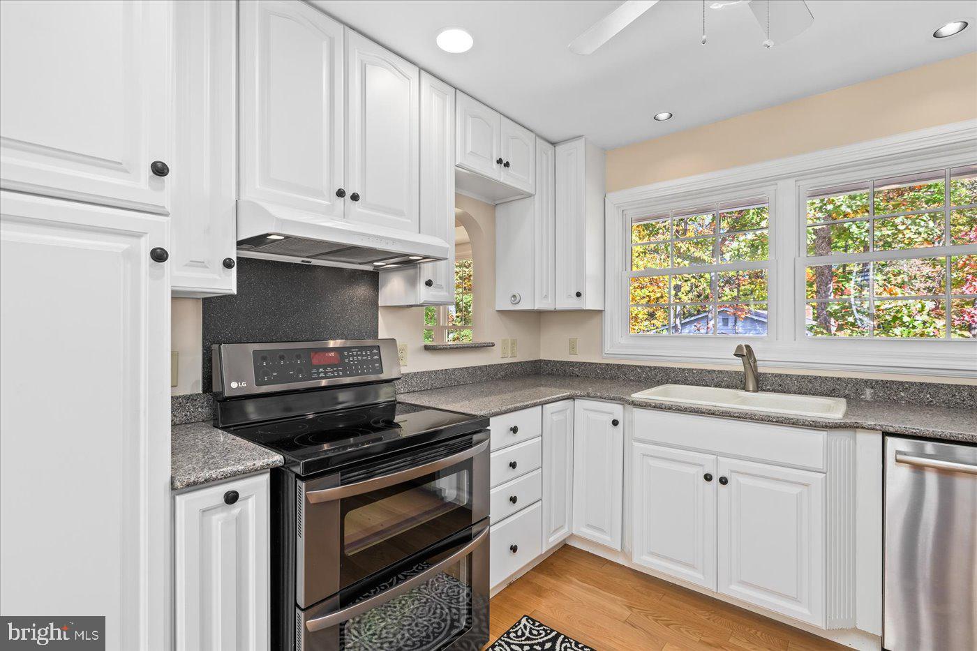 111 Oakwood Drive