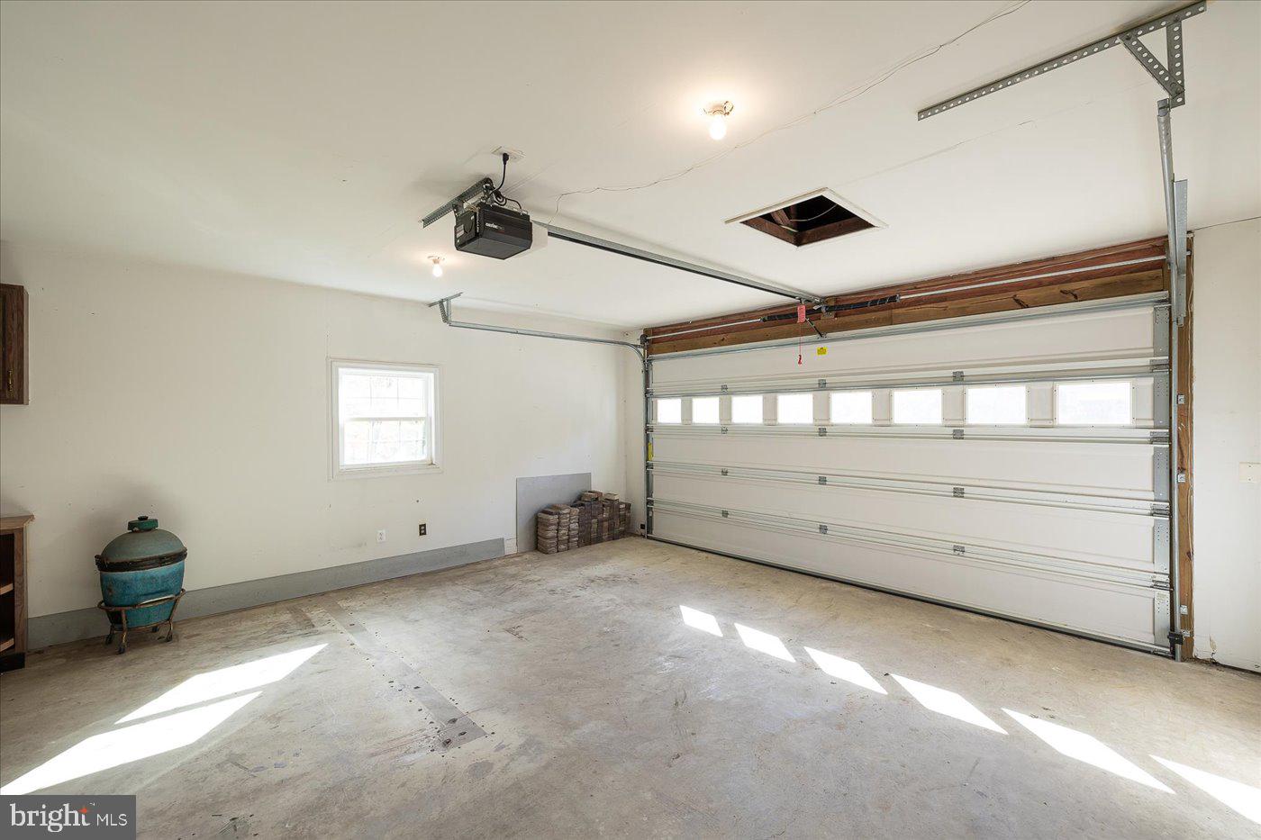 111 Oakwood Drive