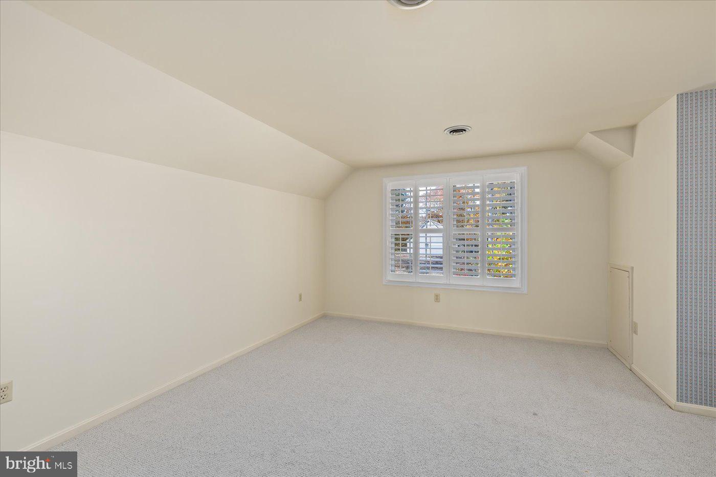 111 Oakwood Drive
