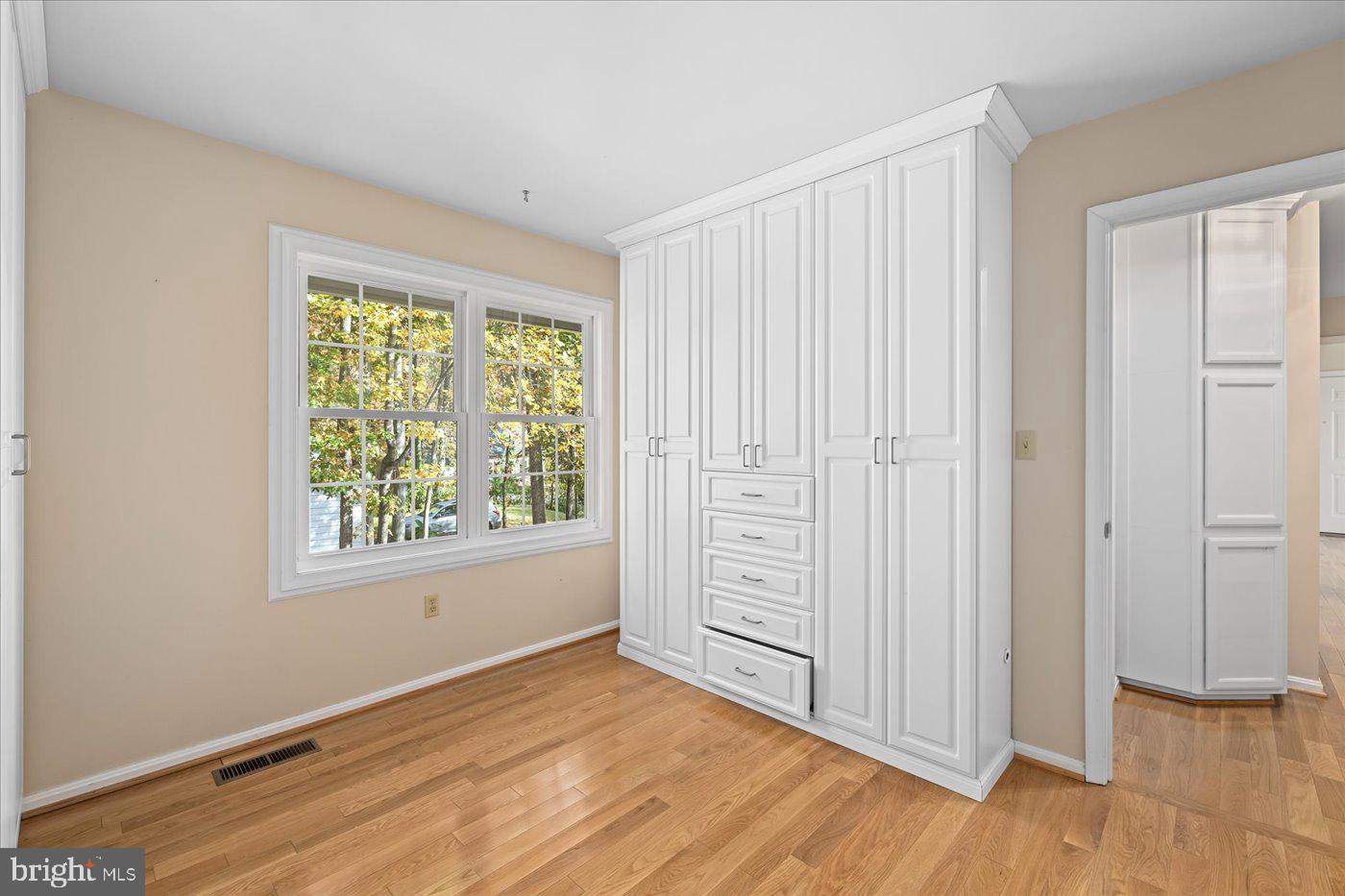 111 Oakwood Drive