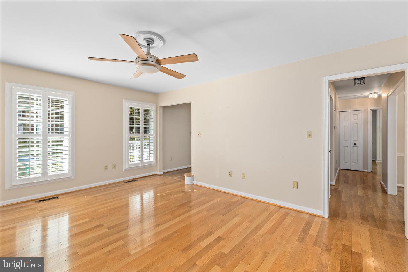 111 Oakwood Drive