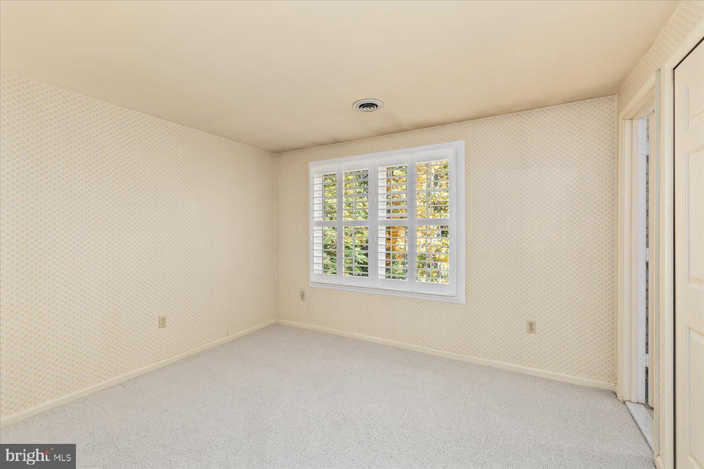 111 Oakwood Drive