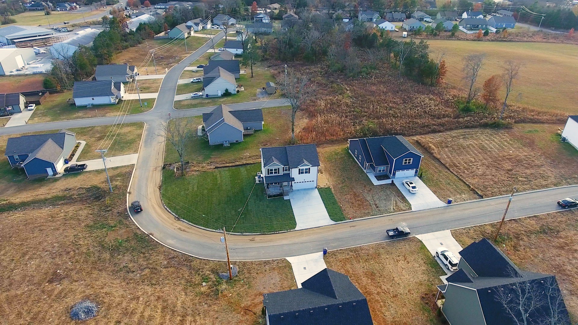 105 Thoroughbred Blvd