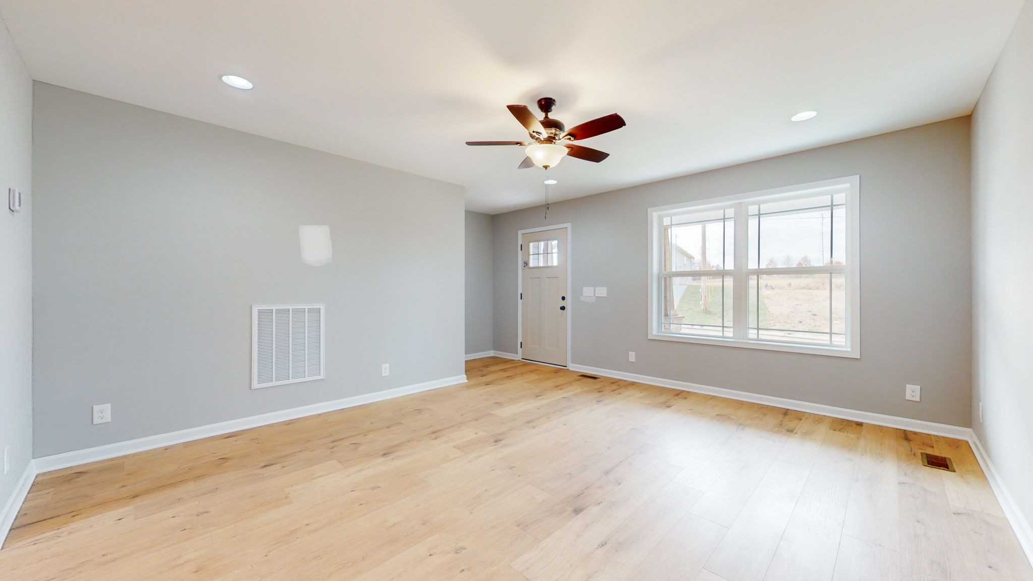 118 Thoroughbred Blvd