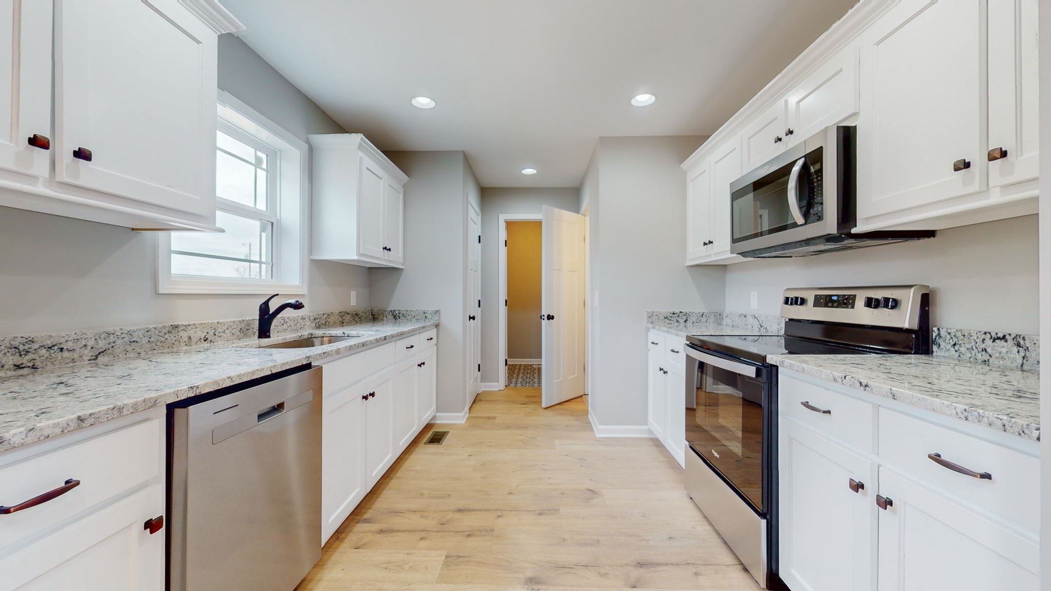 118 Thoroughbred Blvd