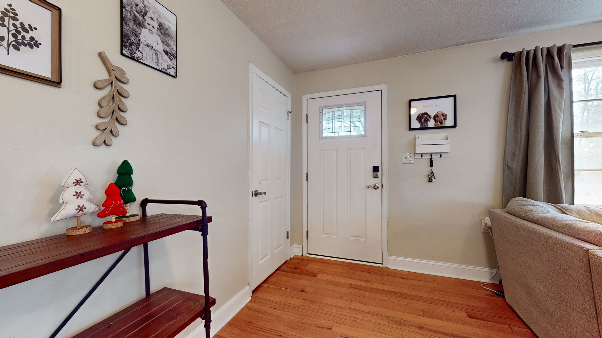 303 Inglewood Dr
