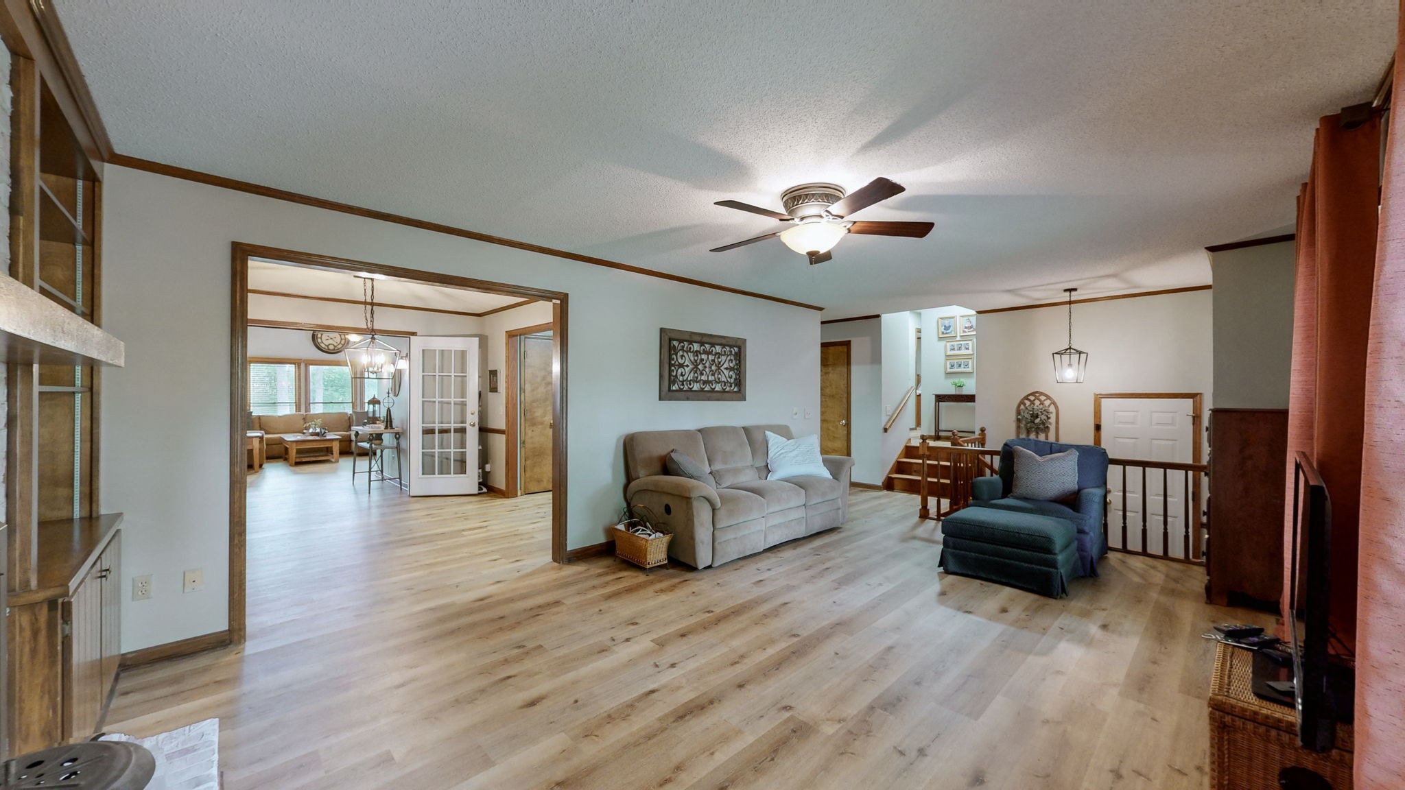 211 Stardust Dr