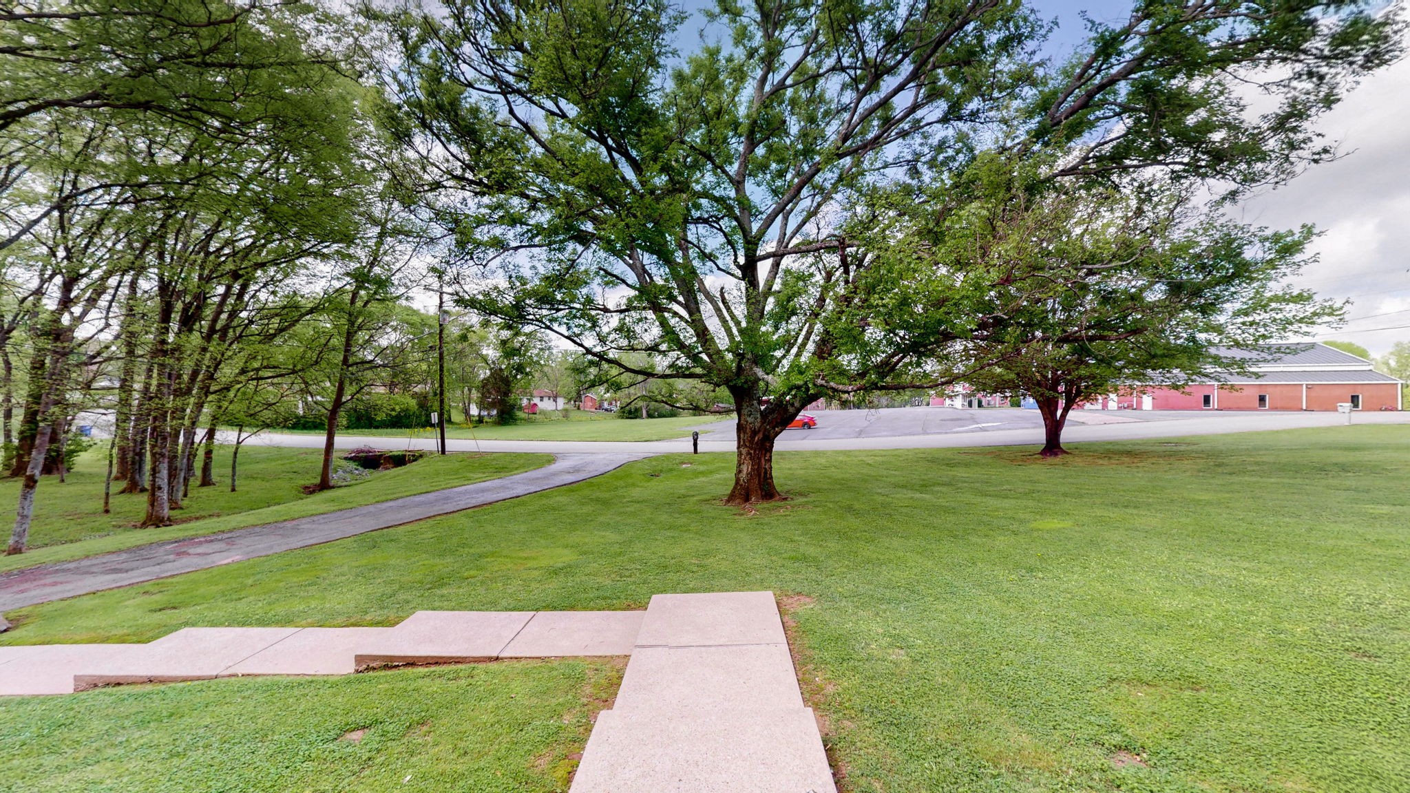211 Stardust Dr