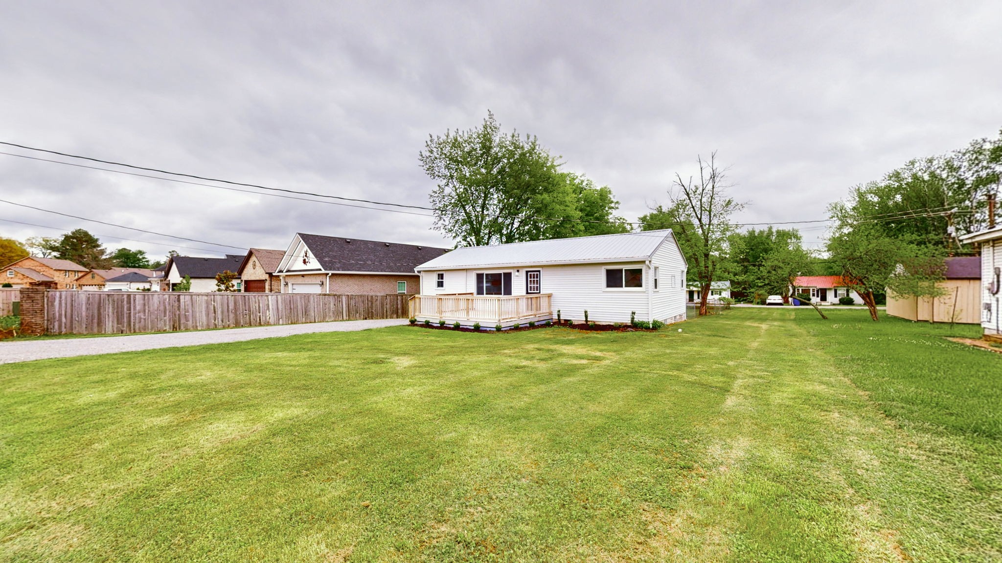 240 Edgemont Dr