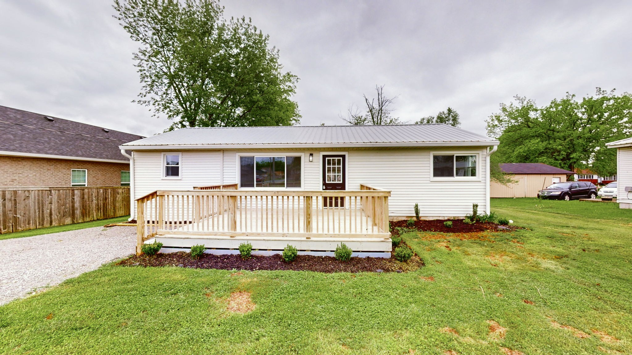 240 Edgemont Dr